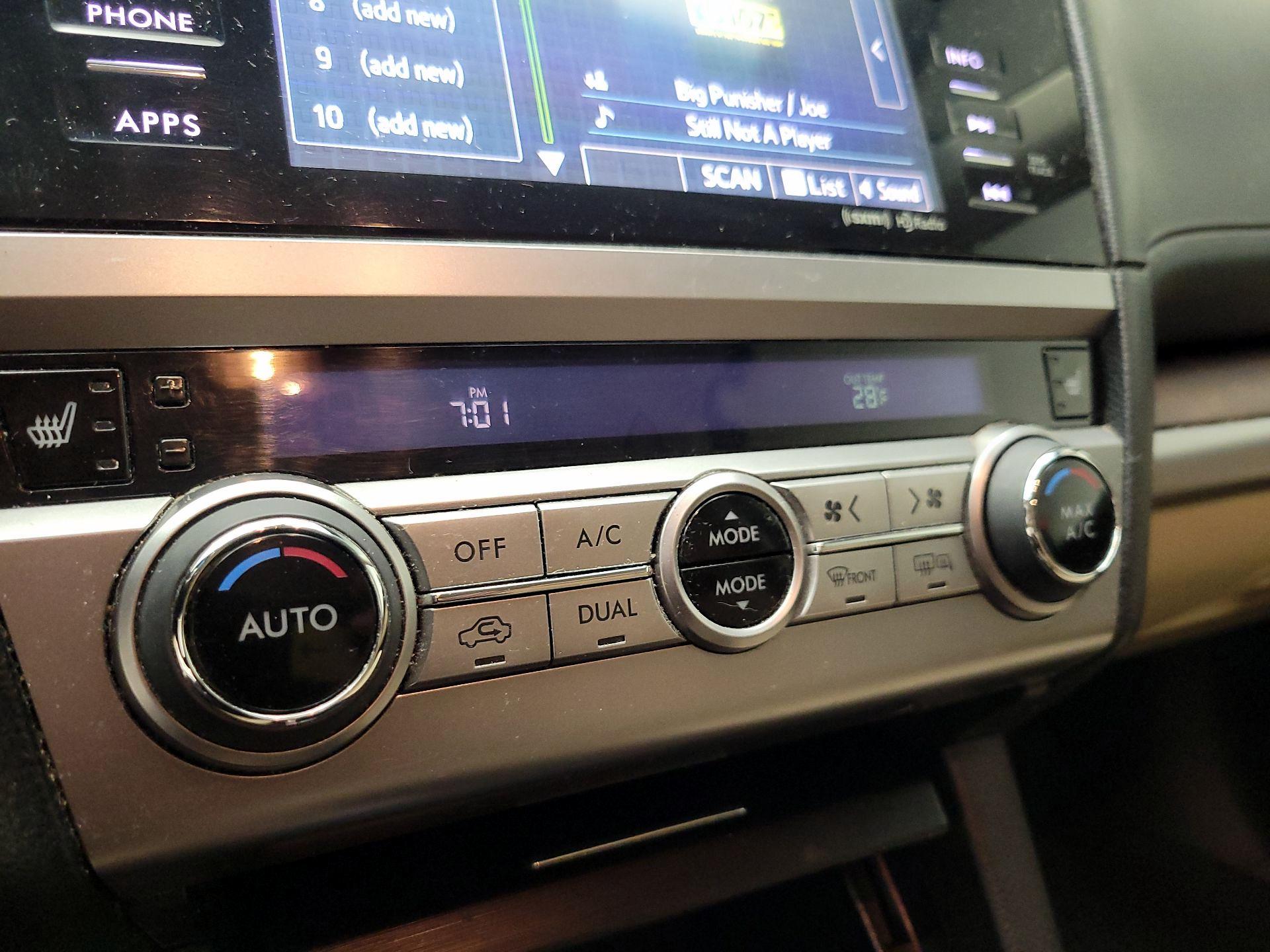 Thumbnail: 2015 Subaru Outback - 16