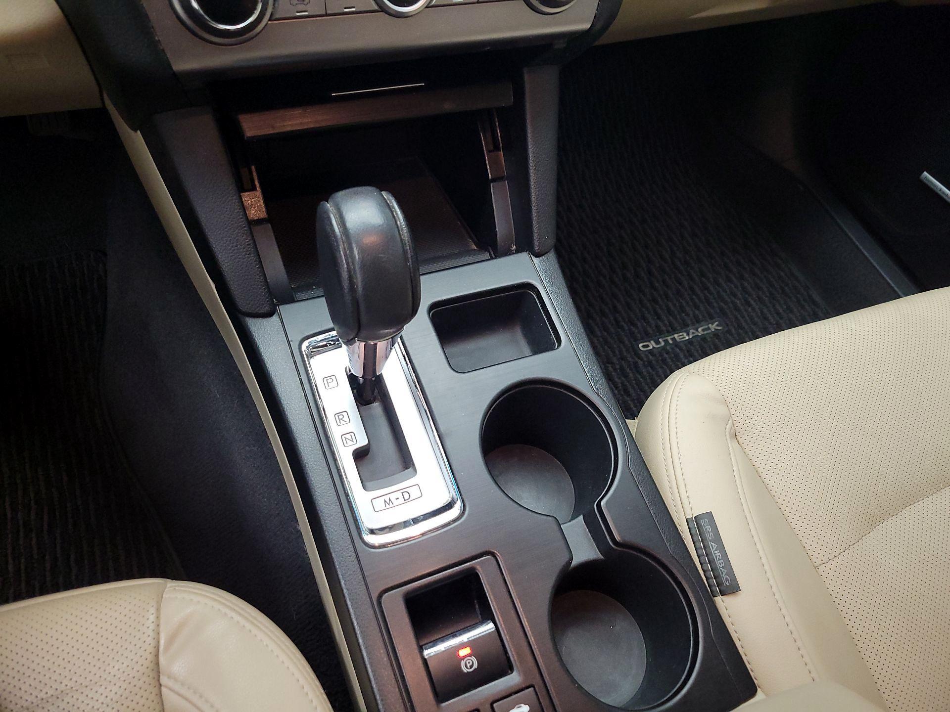 Thumbnail: 2015 Subaru Outback - 17