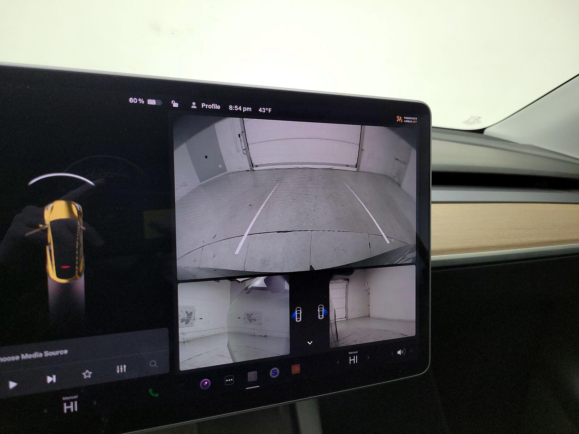 Thumbnail: 2022 Tesla Model Y - 14