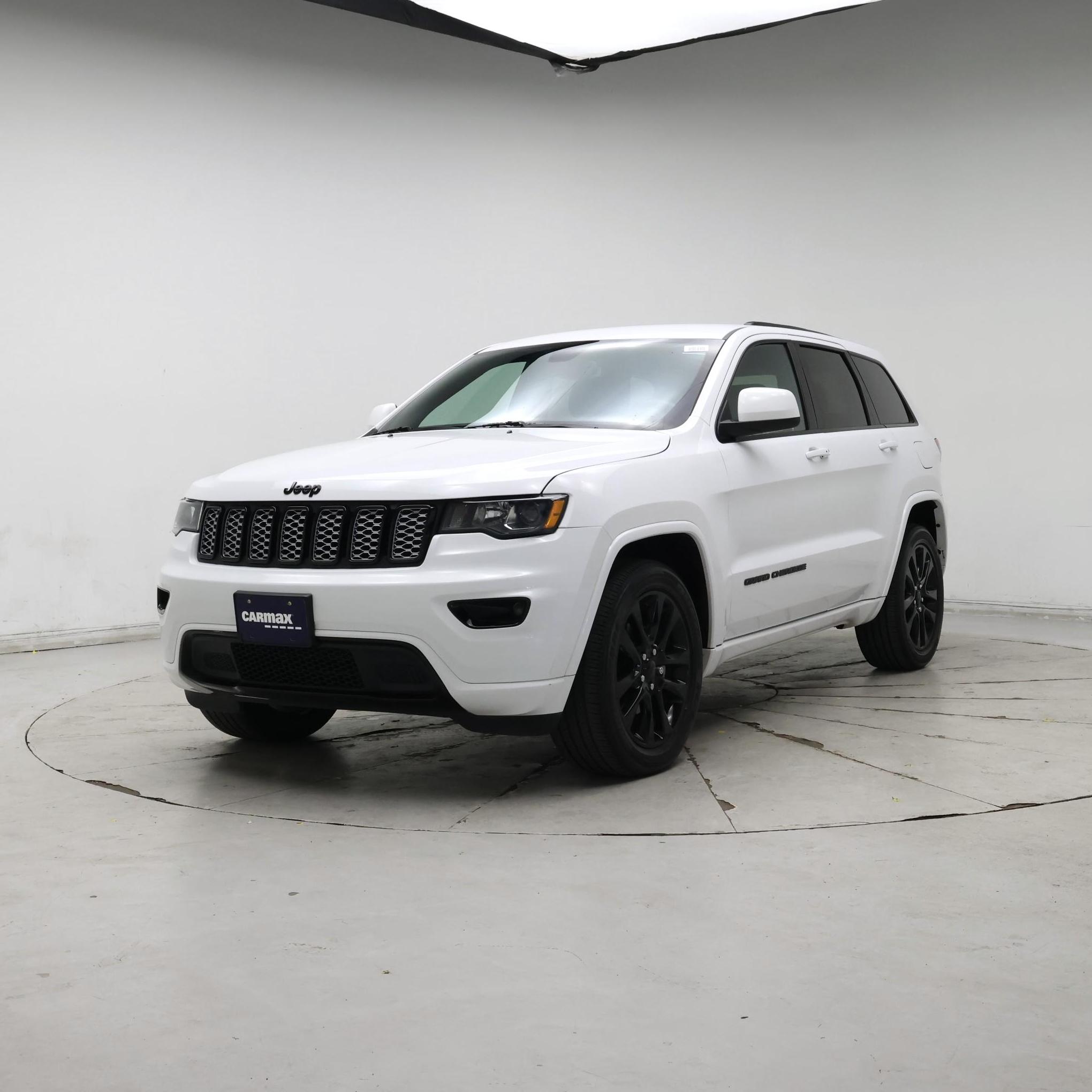 Thumbnail: 2019 Jeep Grand Cherokee - 4