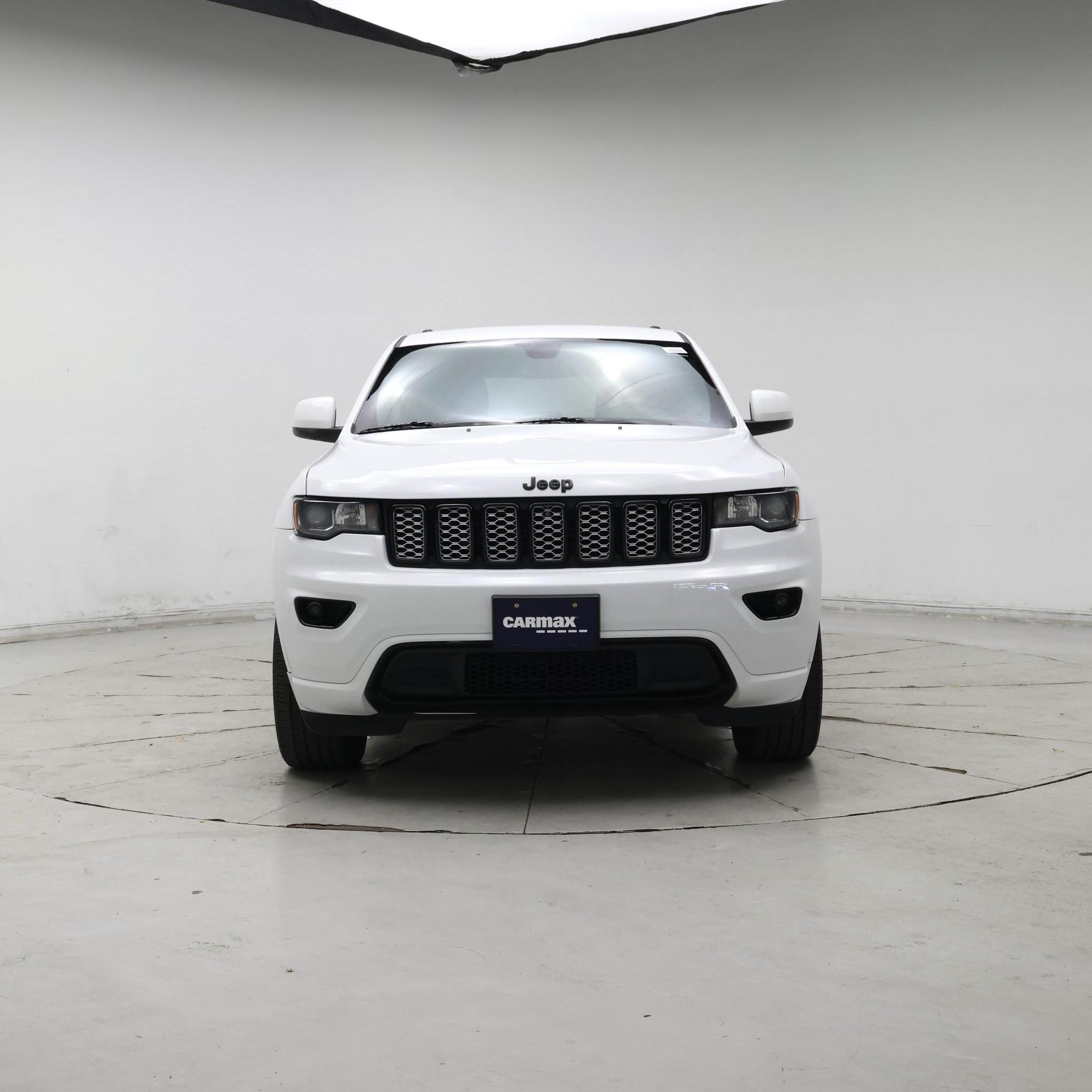 Thumbnail: 2019 Jeep Grand Cherokee - 5