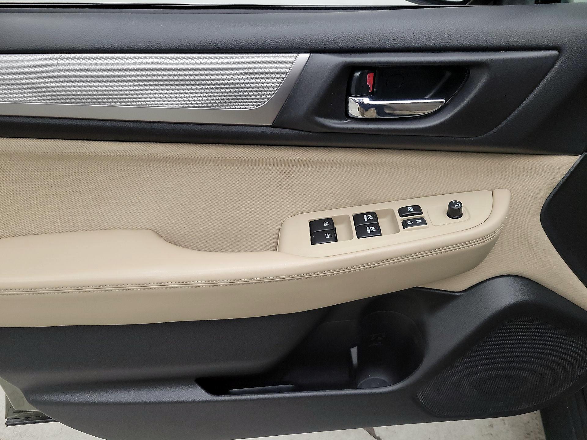 Thumbnail: 2016 Subaru Outback - 12