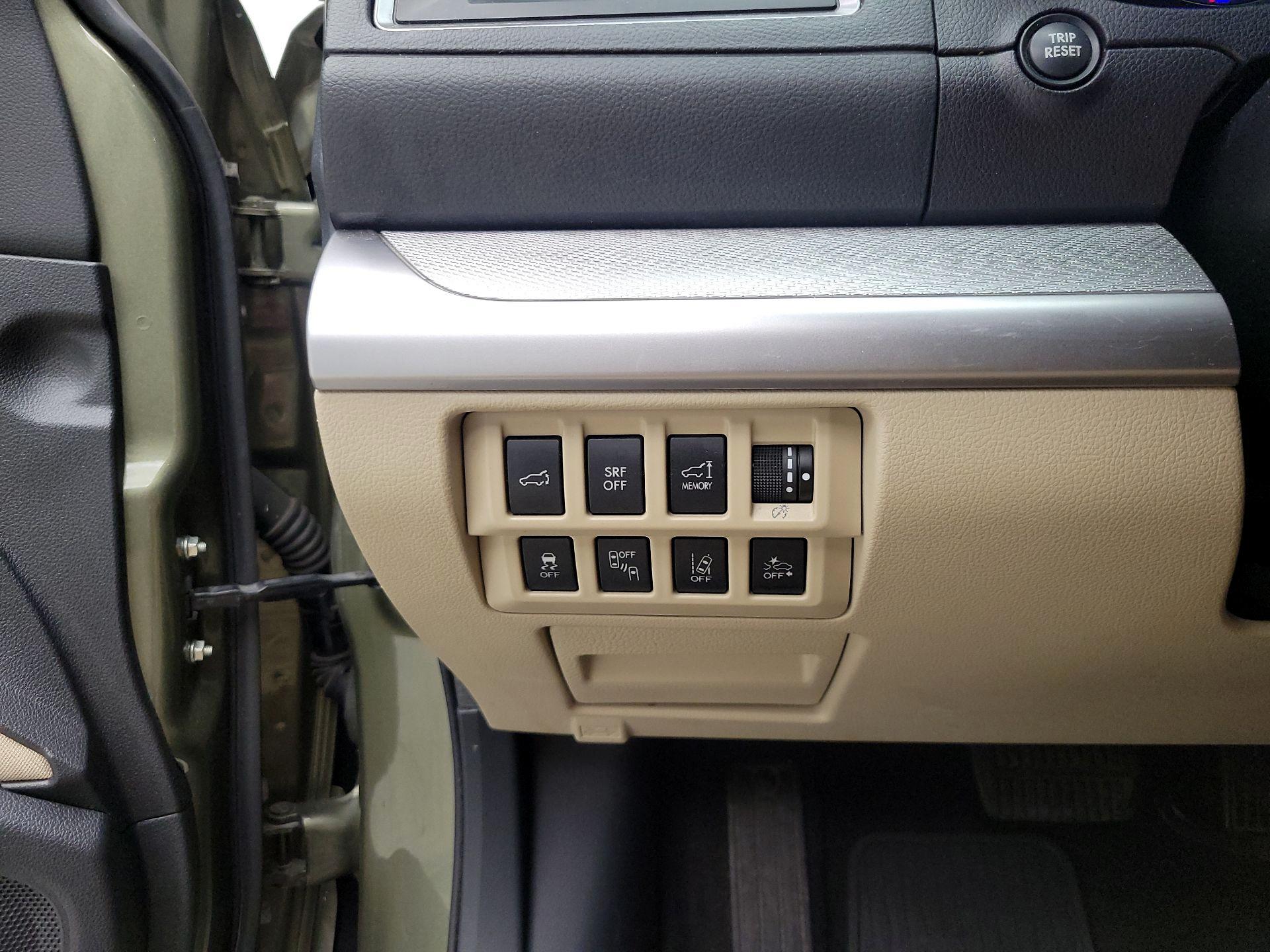 Thumbnail: 2016 Subaru Outback - 13