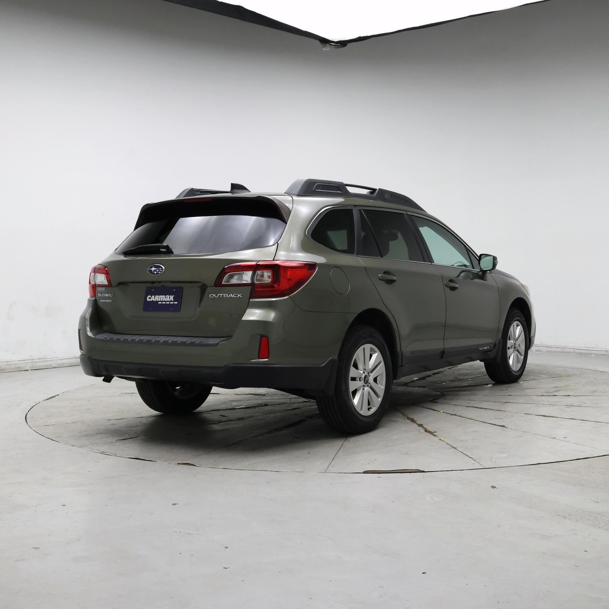 Thumbnail: 2016 Subaru Outback - 8