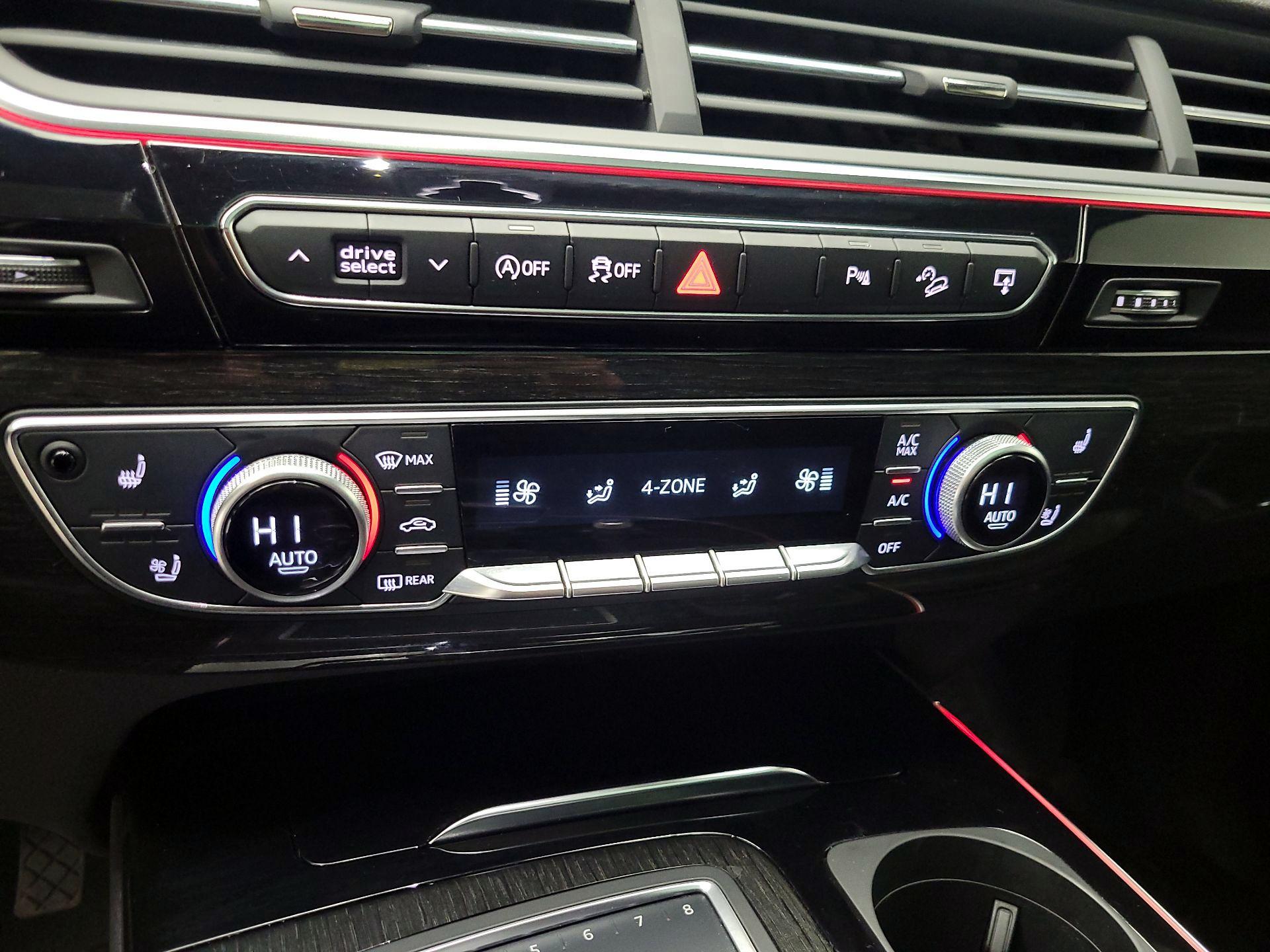 Thumbnail: 2017 Audi Q7 - 17