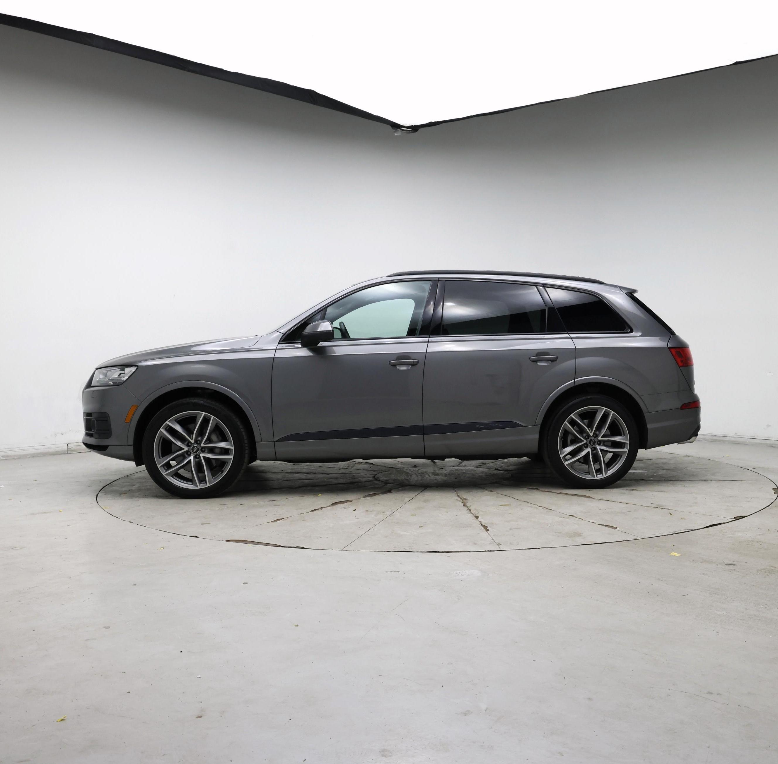 Thumbnail: 2017 Audi Q7 - 3