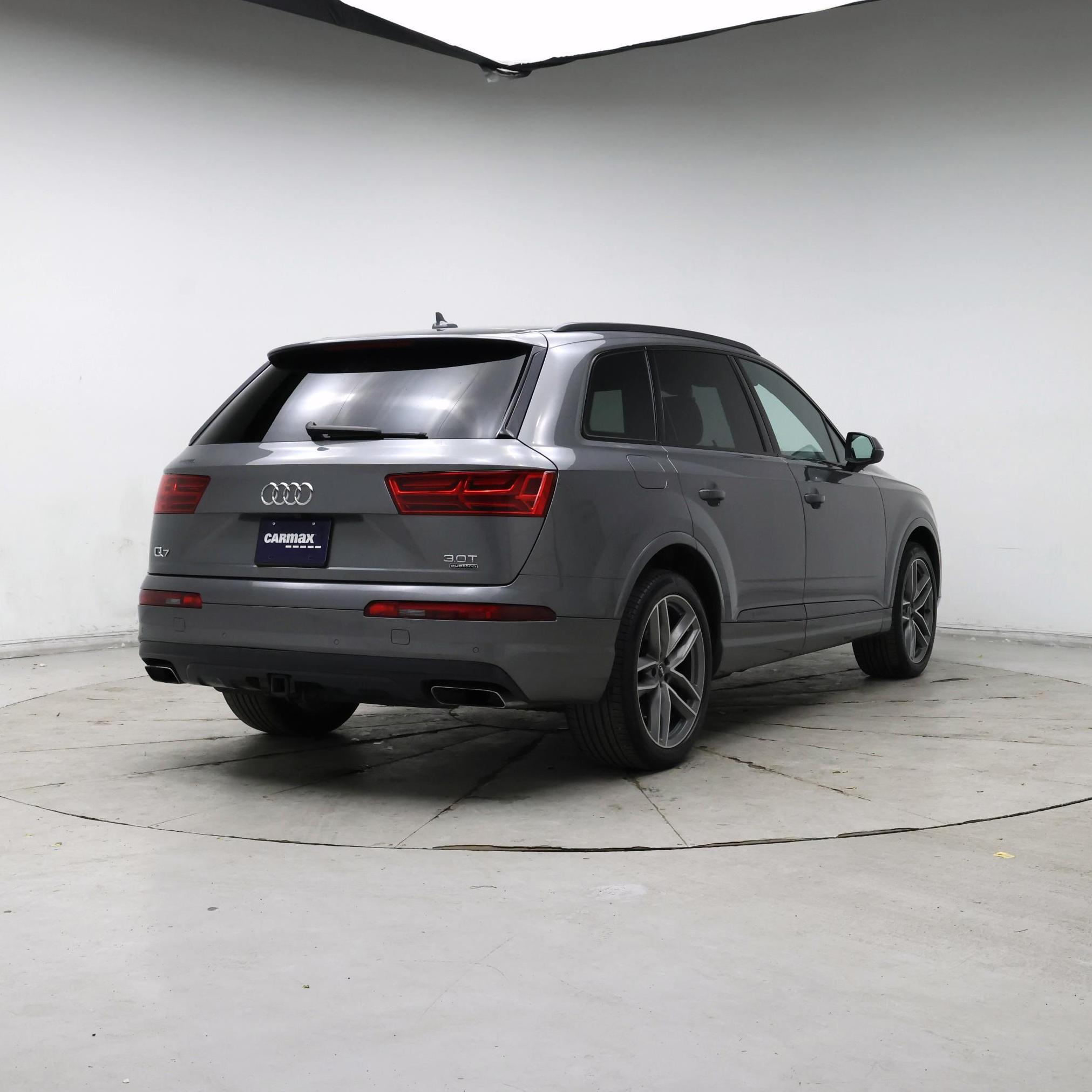 Thumbnail: 2017 Audi Q7 - 8