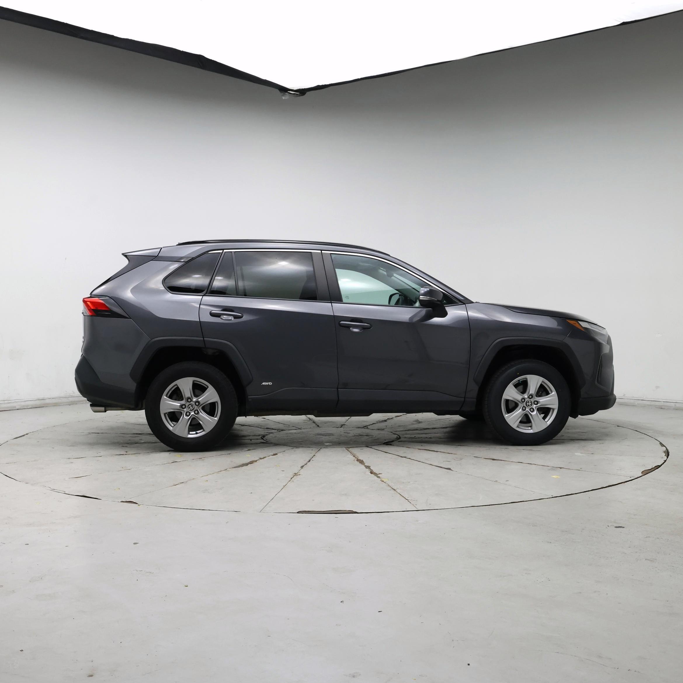 Thumbnail: 2022 Toyota RAV4 - 7