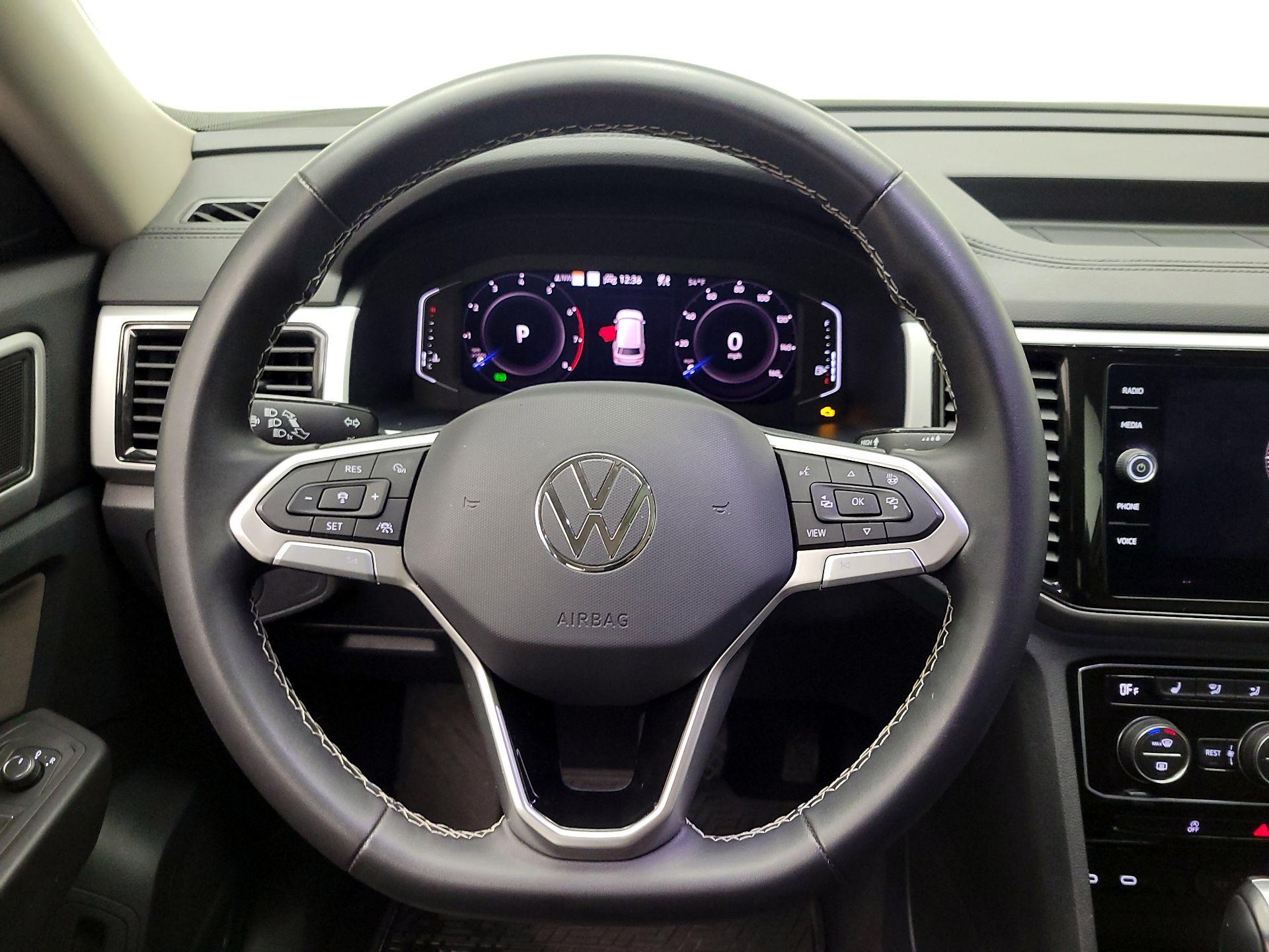 Thumbnail: 2023 Volkswagen Atlas - 10