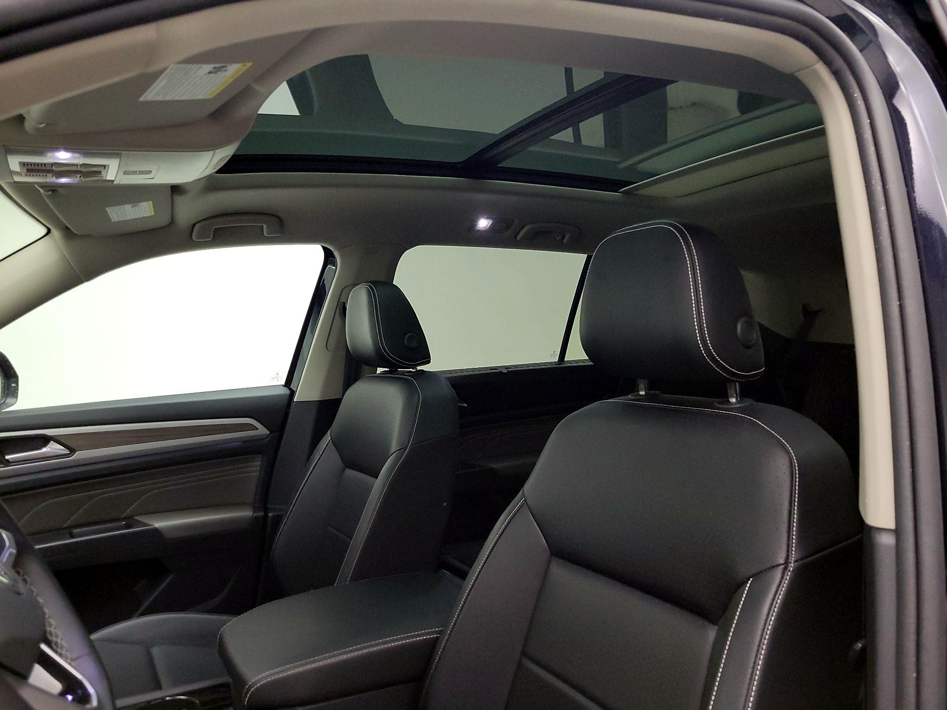 Thumbnail: 2023 Volkswagen Atlas - 20