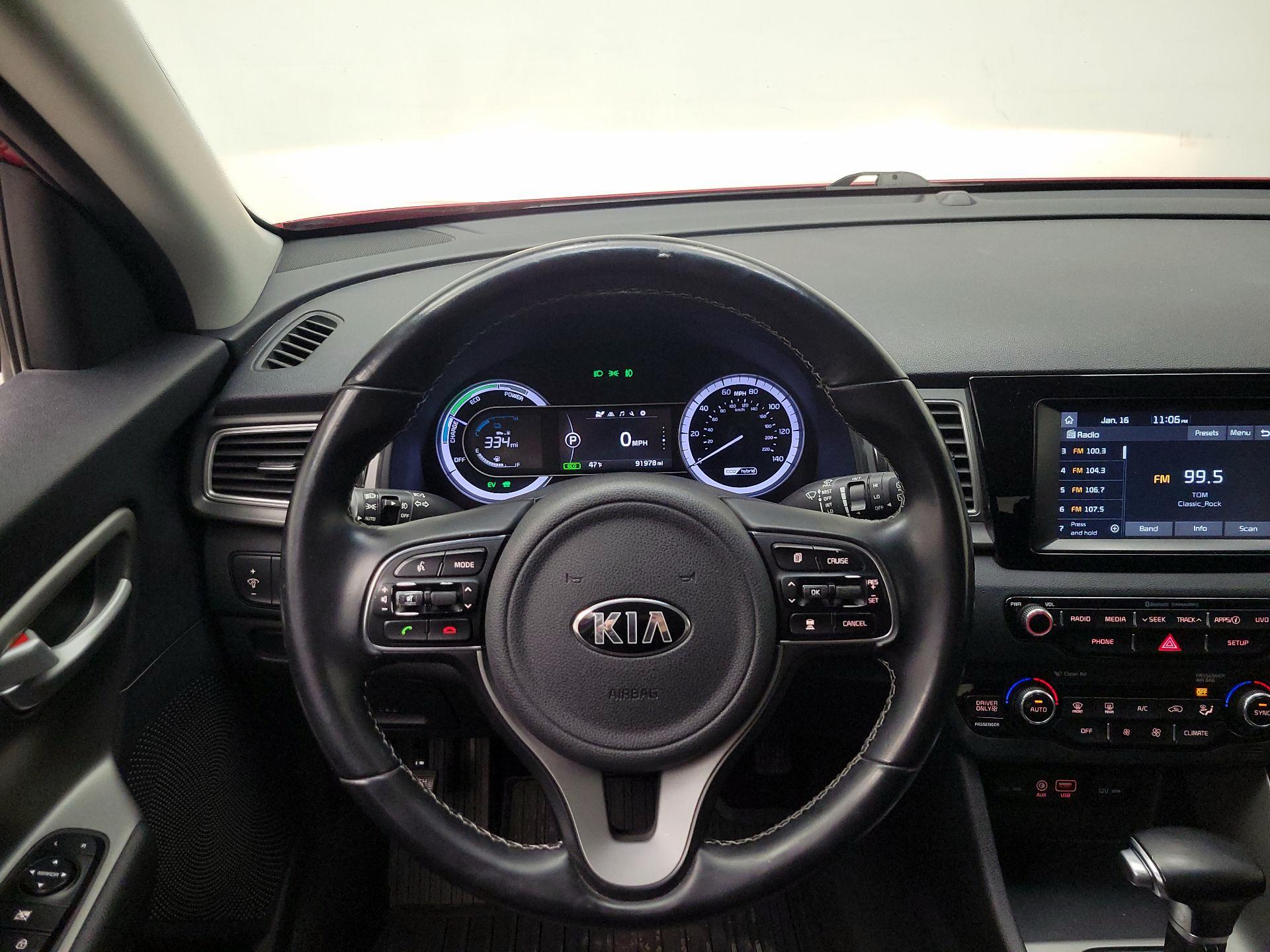 Thumbnail: 2018 Kia Niro - 10