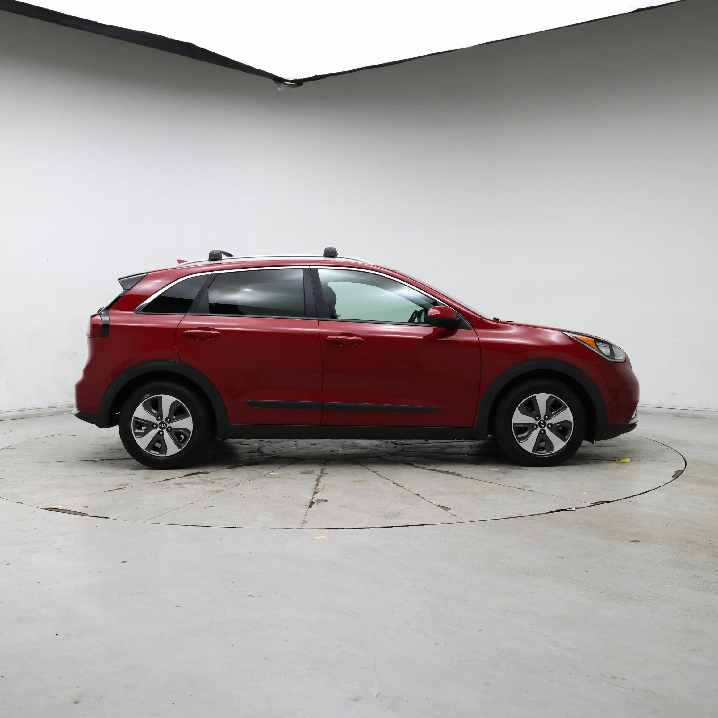 Thumbnail: 2018 Kia Niro - 7