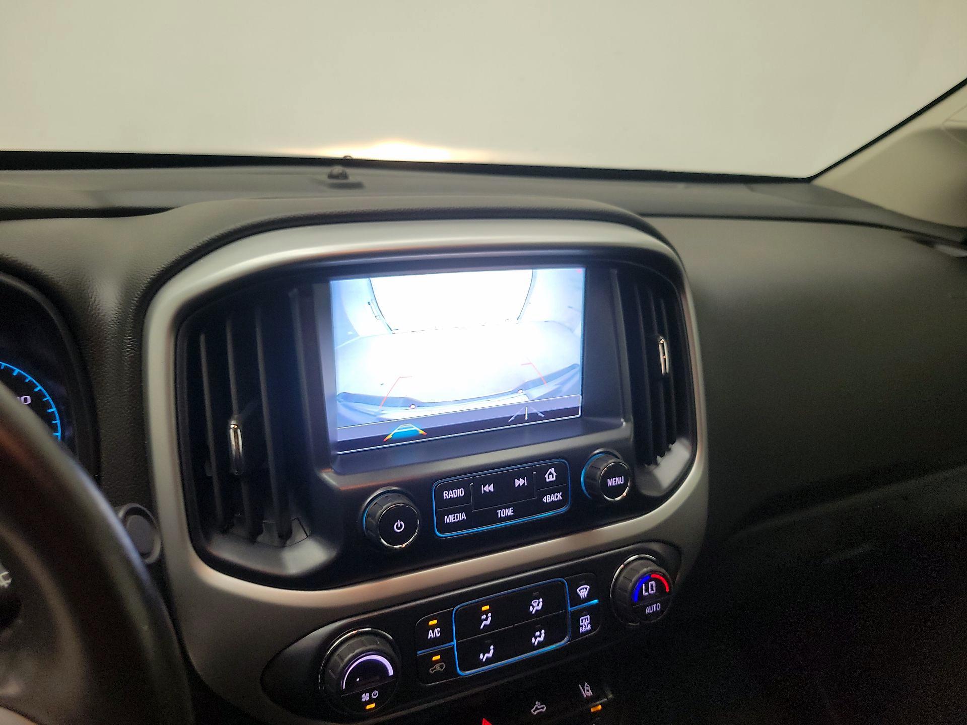 Thumbnail: 2018 Chevrolet Colorado - 15