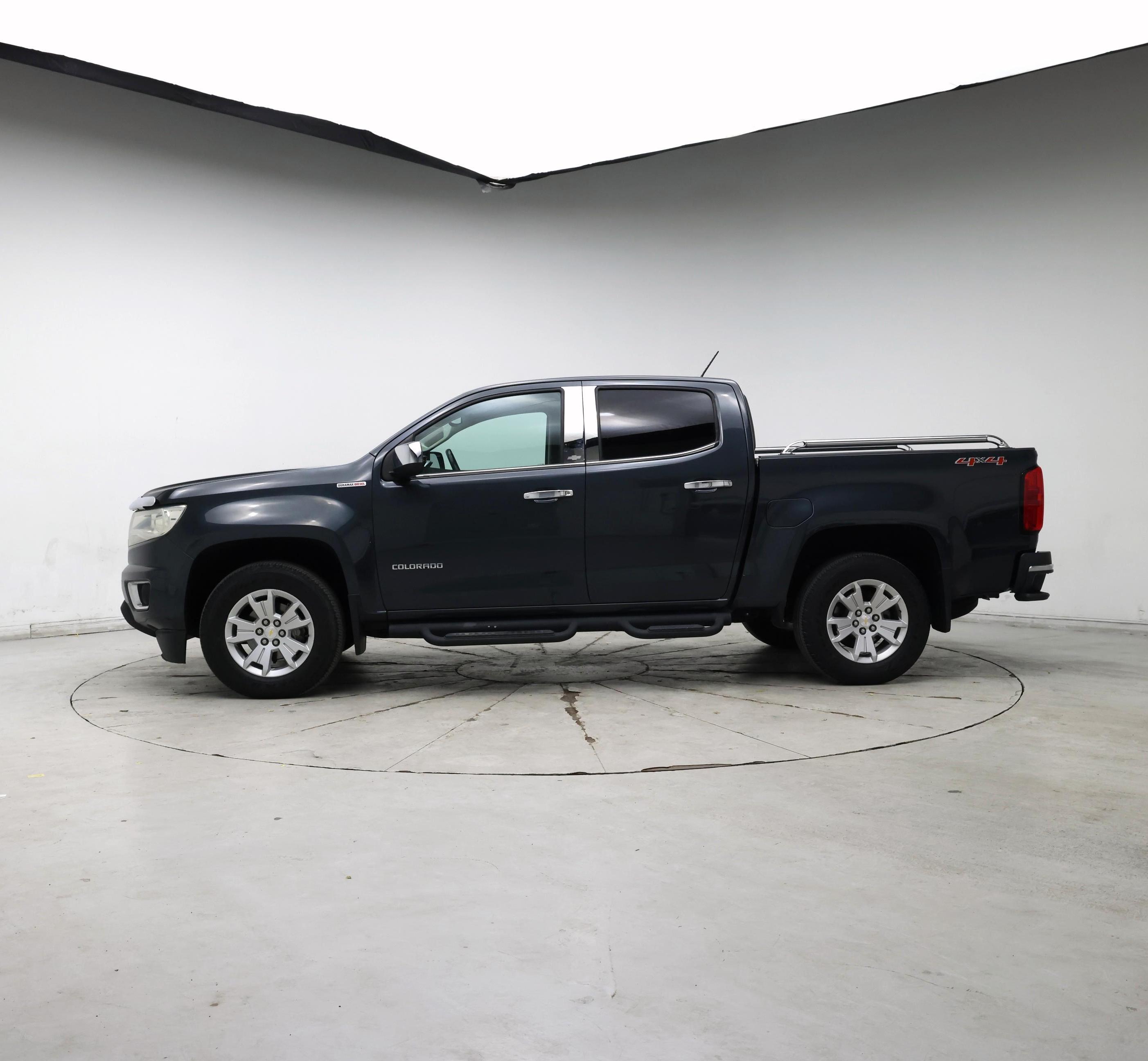 Thumbnail: 2018 Chevrolet Colorado - 3