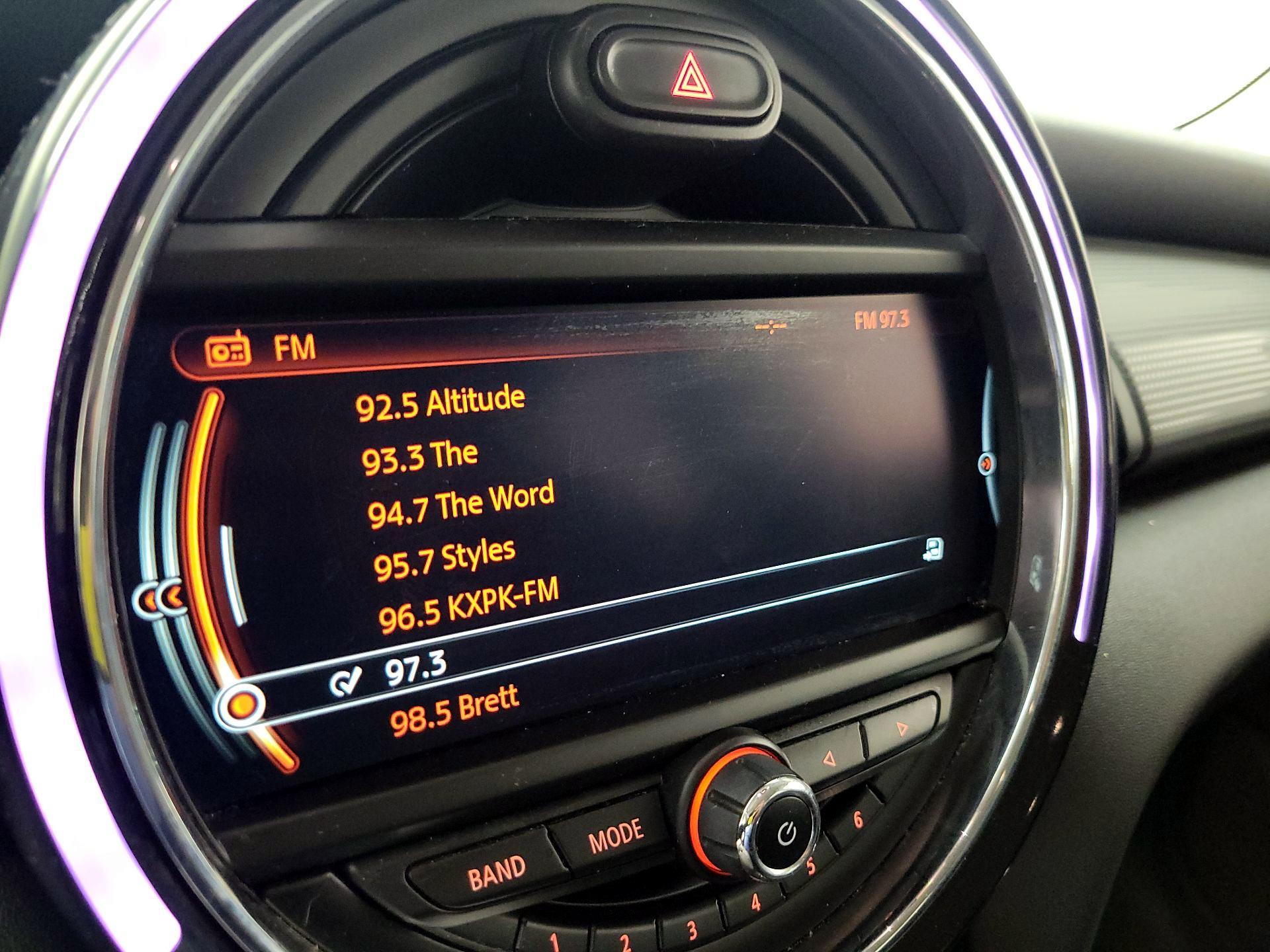 Thumbnail: 2016 MINI Cooper Hardtop - 16