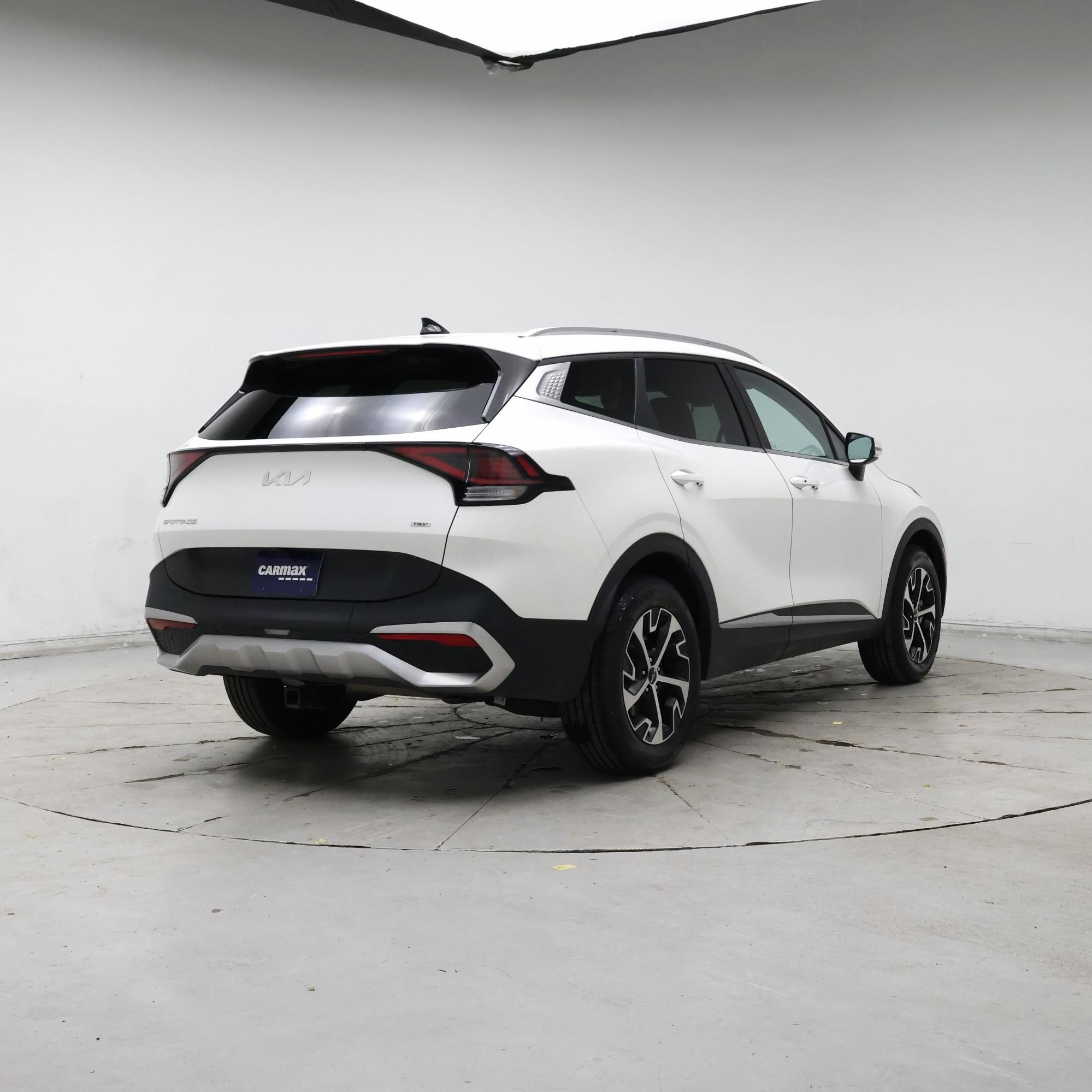 Thumbnail: 2023 Kia Sportage - 8