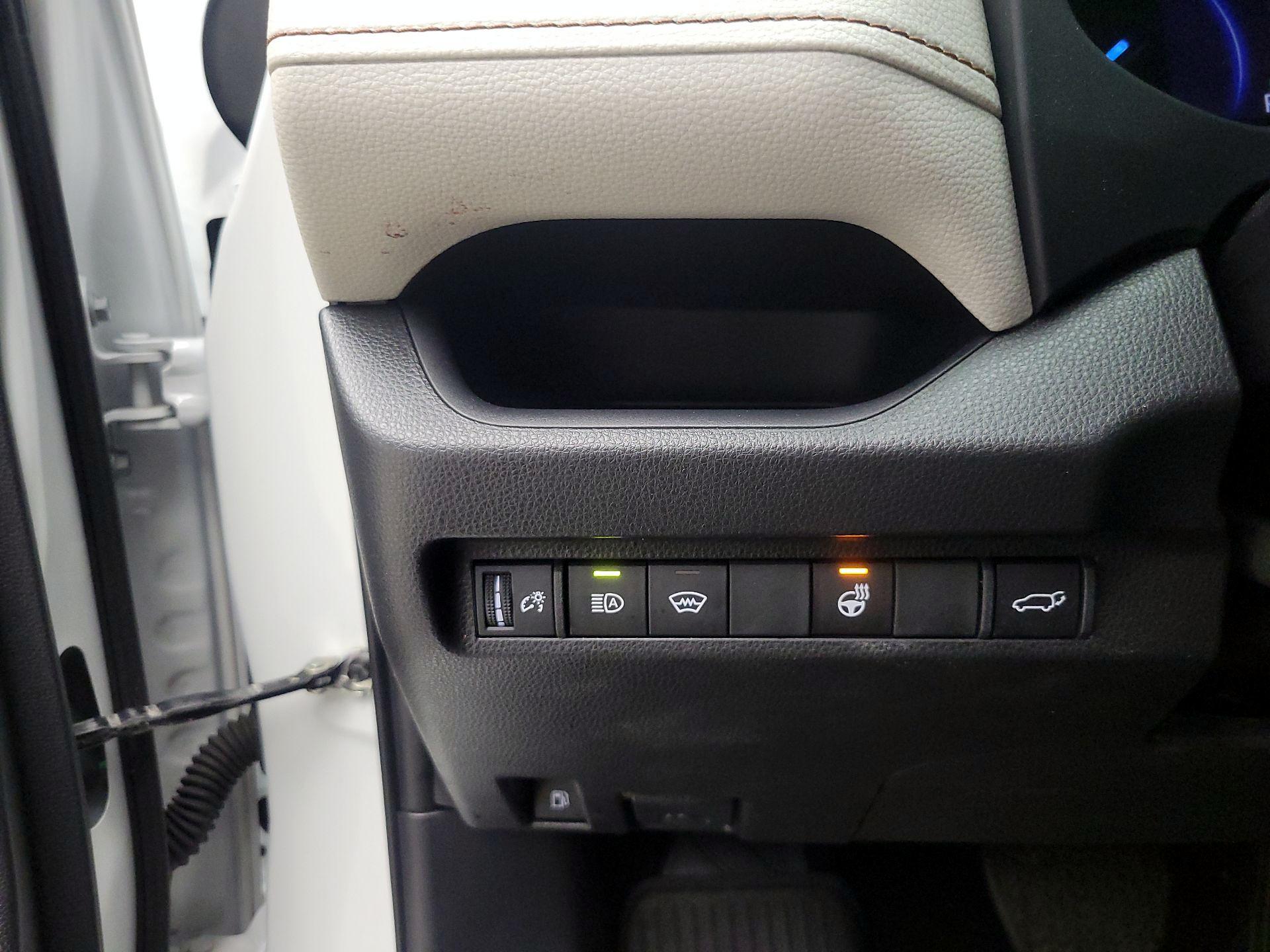 Thumbnail: 2023 Toyota RAV4 - 13