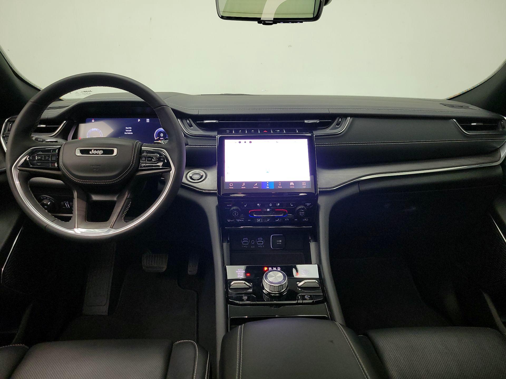 Thumbnail: 2023 Jeep Grand Cherokee - 9