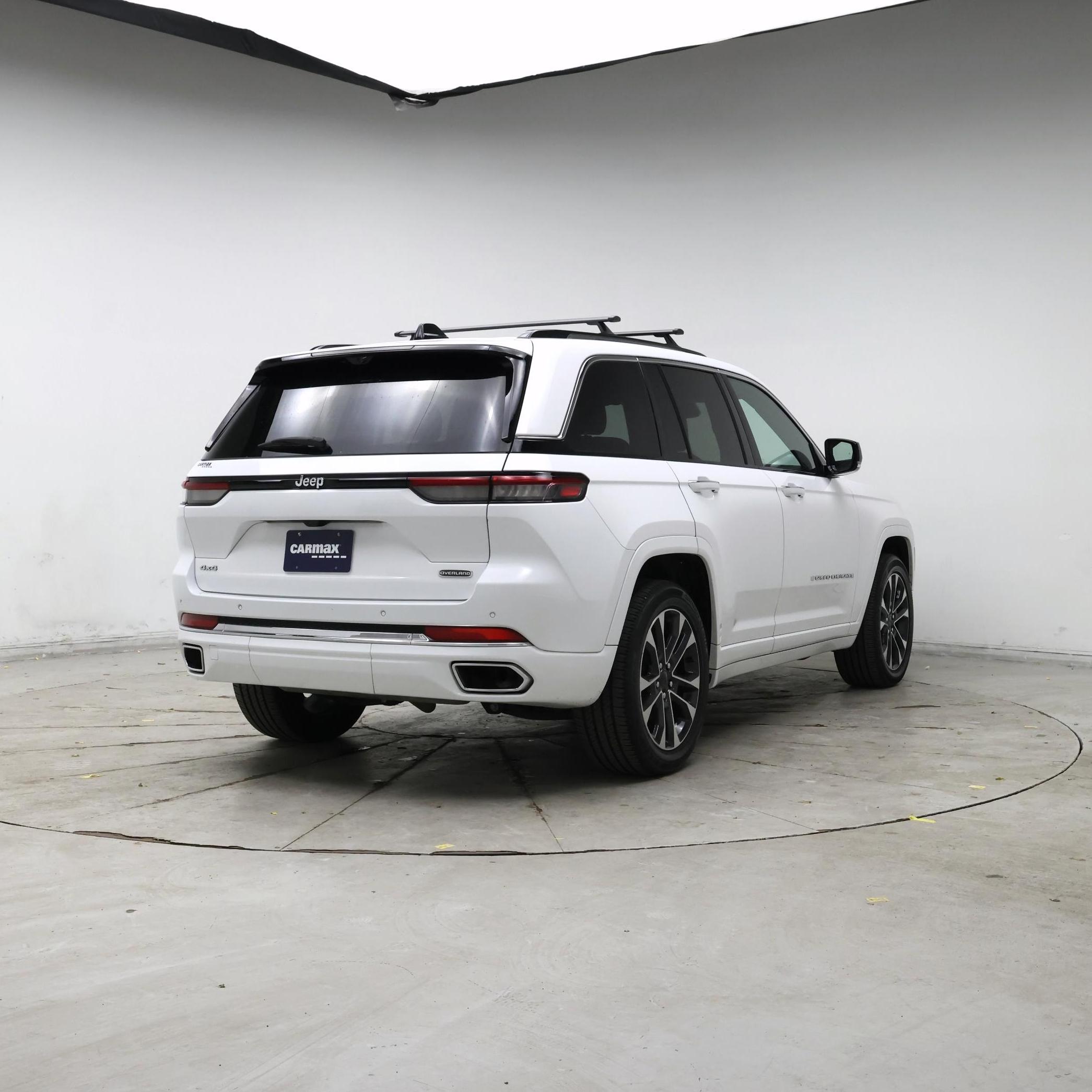 Thumbnail: 2023 Jeep Grand Cherokee - 8