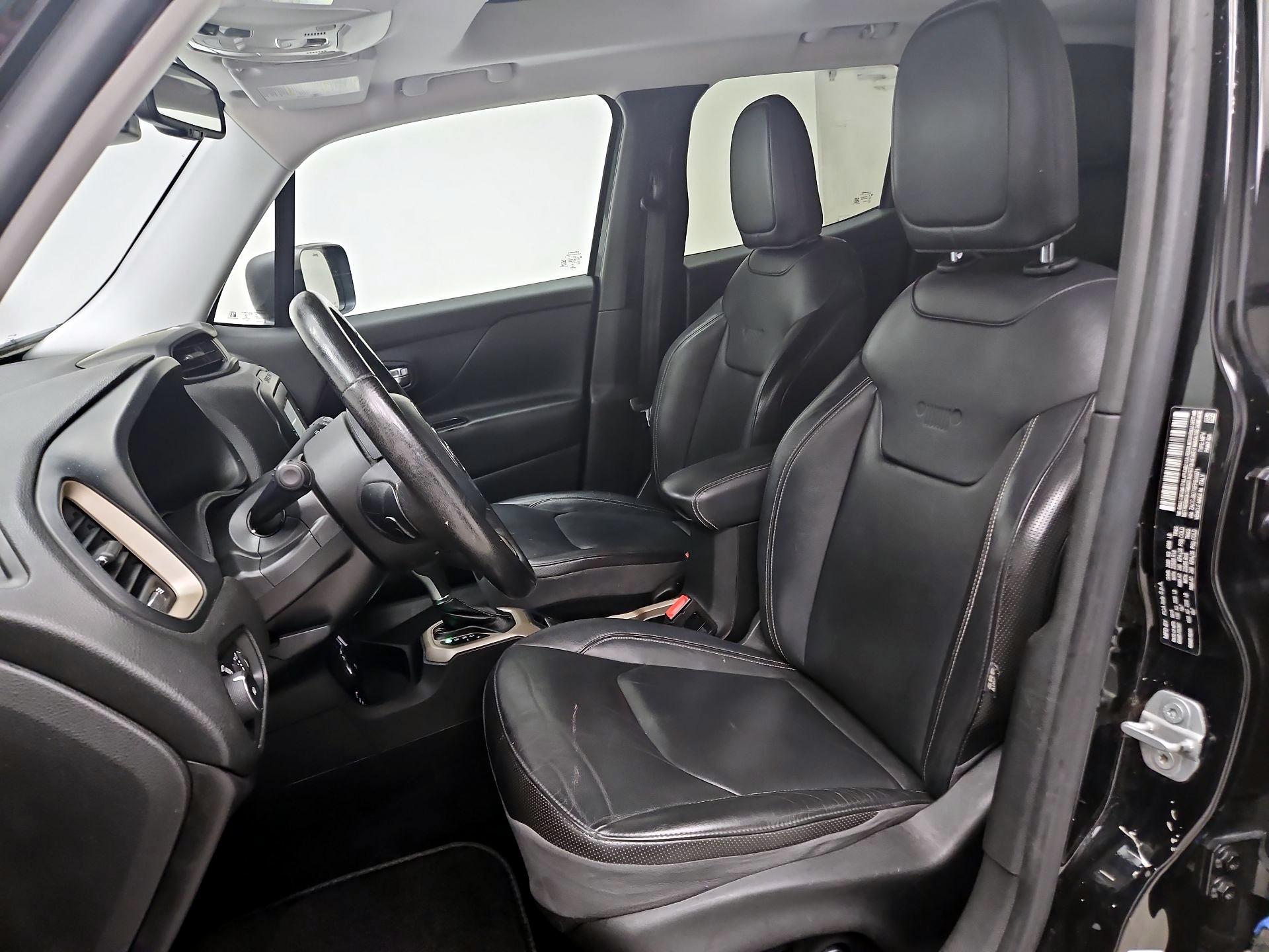 Thumbnail: 2015 Jeep Renegade - 11