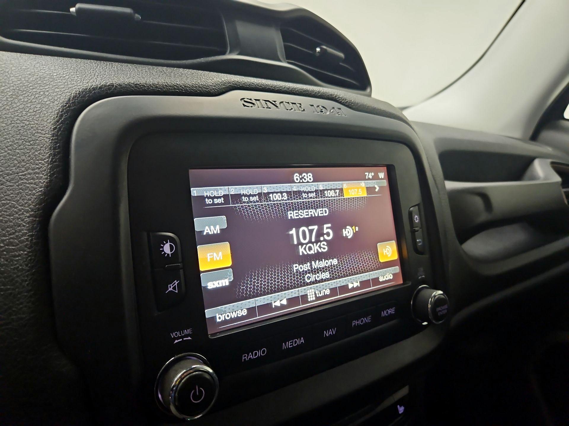 Thumbnail: 2015 Jeep Renegade - 16