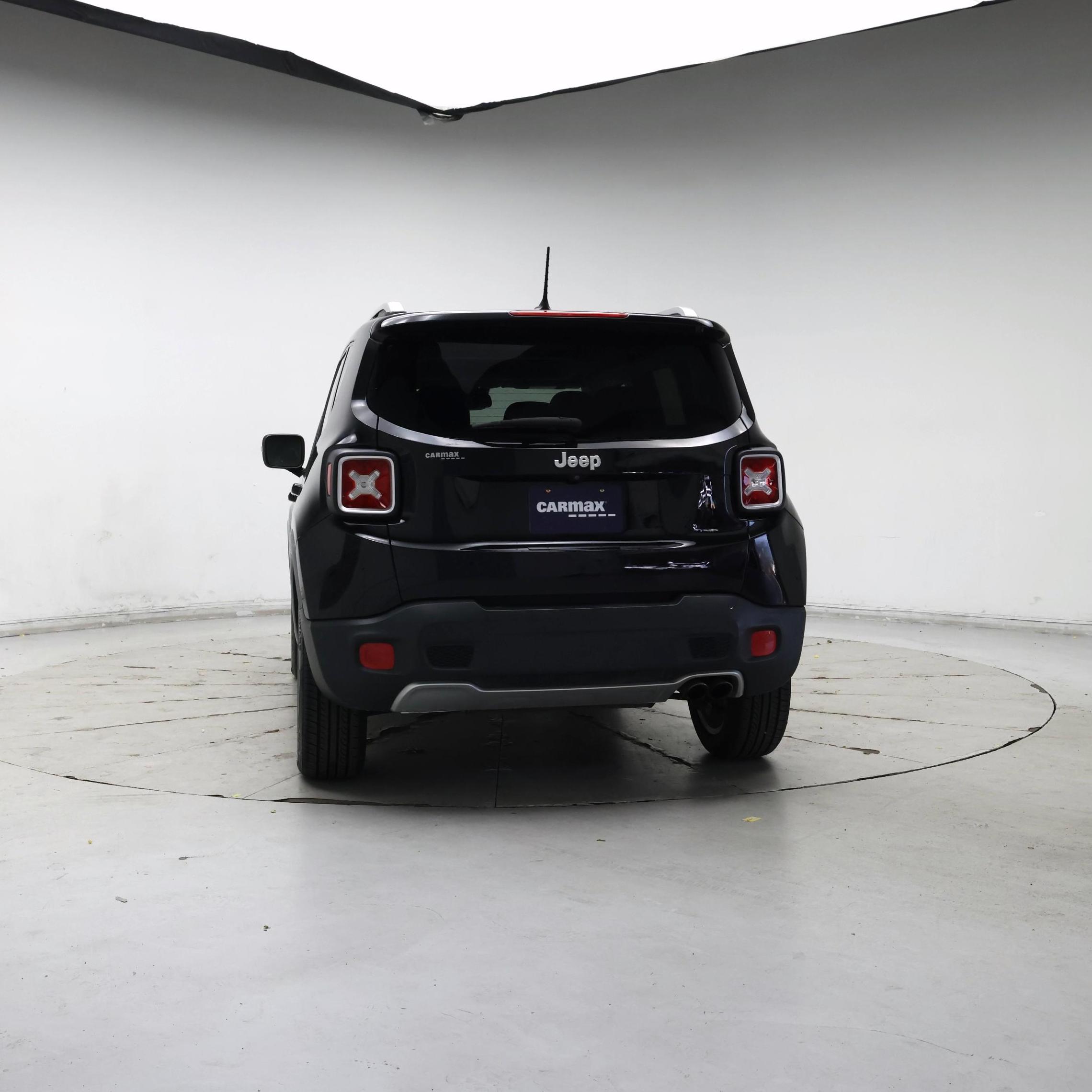 Thumbnail: 2015 Jeep Renegade - 6