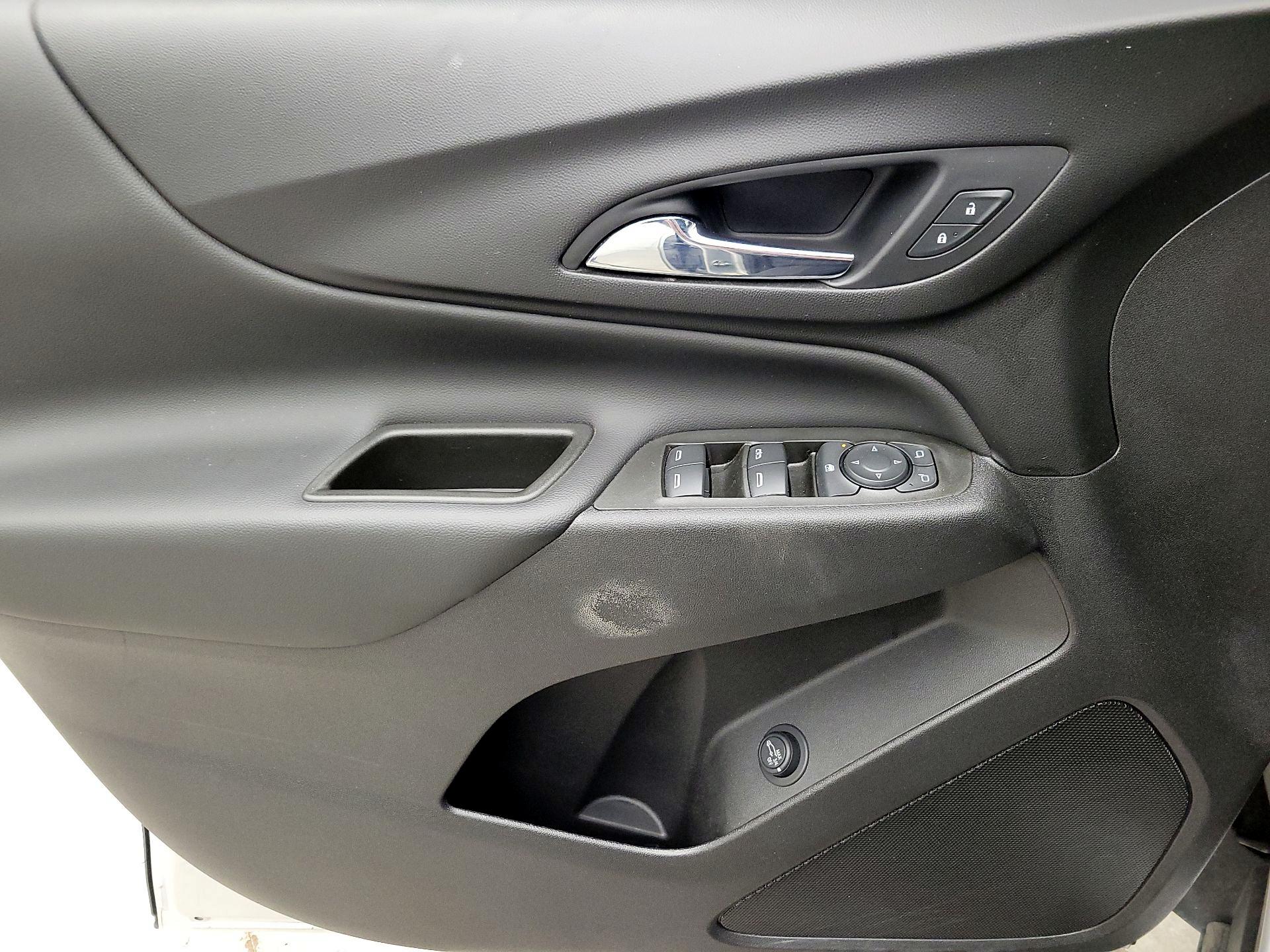 Thumbnail: 2021 Chevrolet Equinox - 12