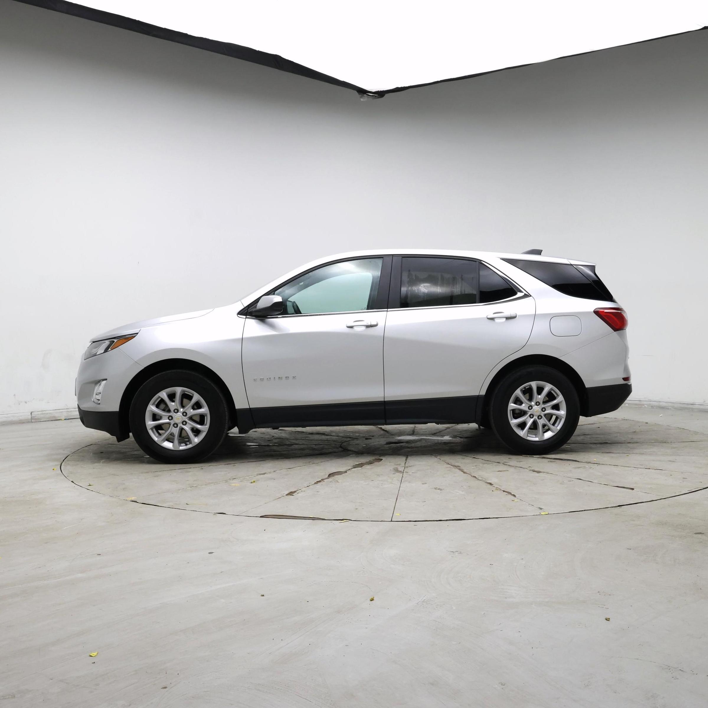 Thumbnail: 2021 Chevrolet Equinox - 3