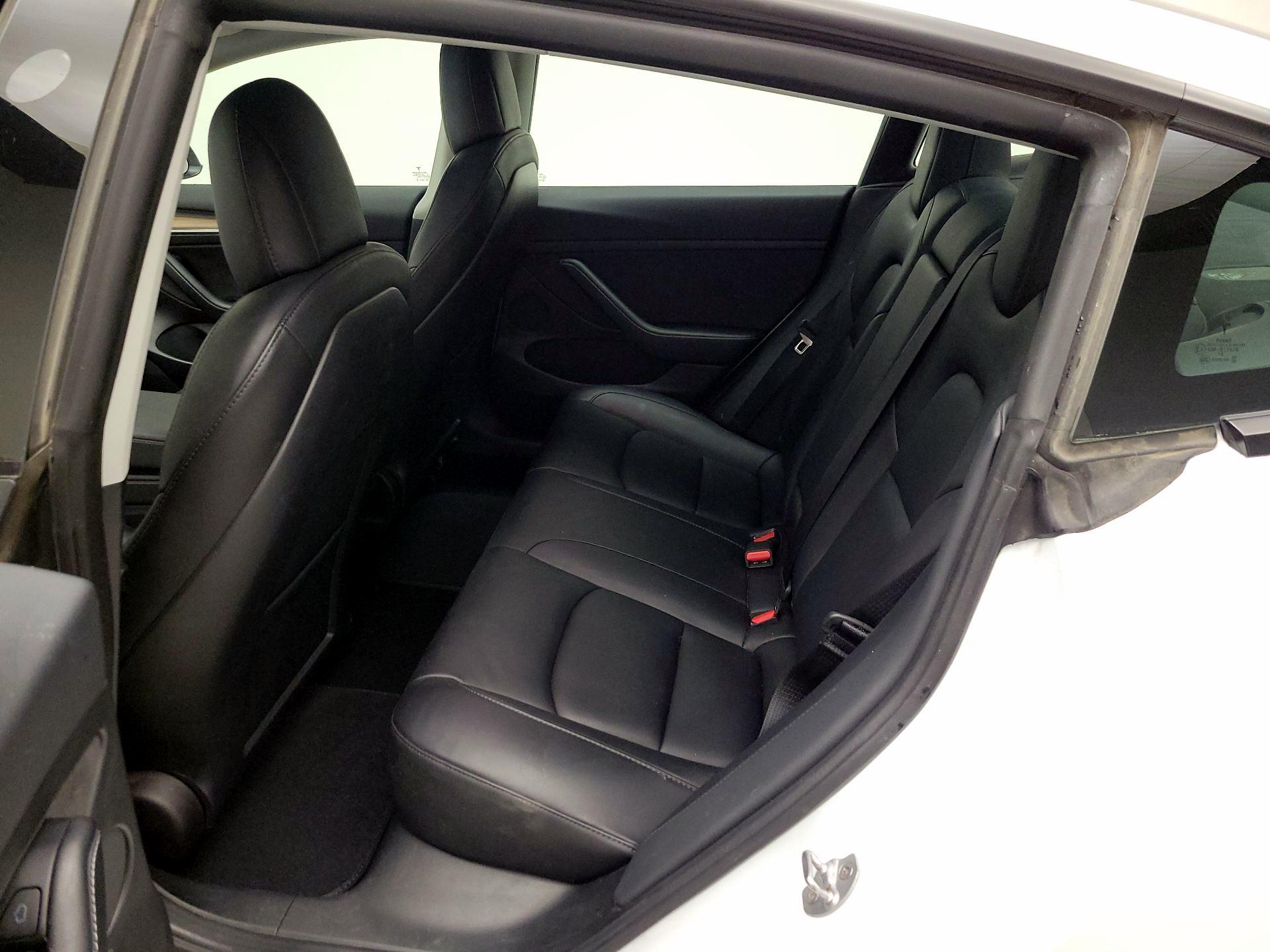 Thumbnail: 2023 Tesla Model 3 - 20