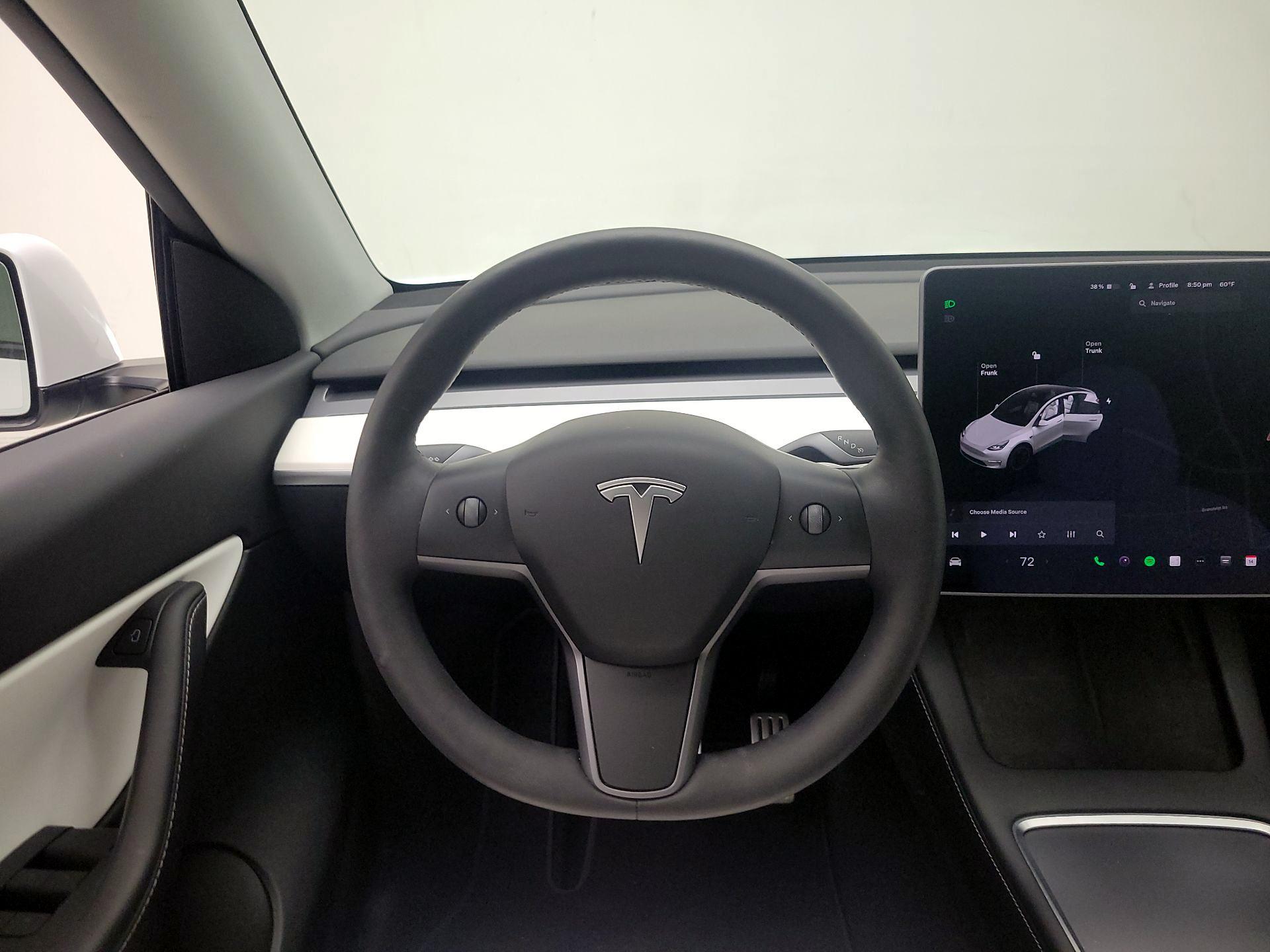 Thumbnail: 2022 Tesla Model Y - 10