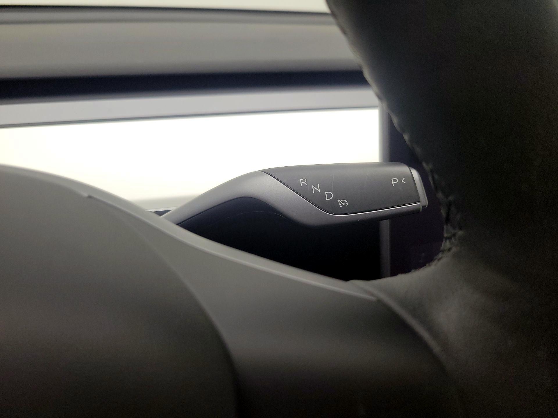 Thumbnail: 2022 Tesla Model Y - 17