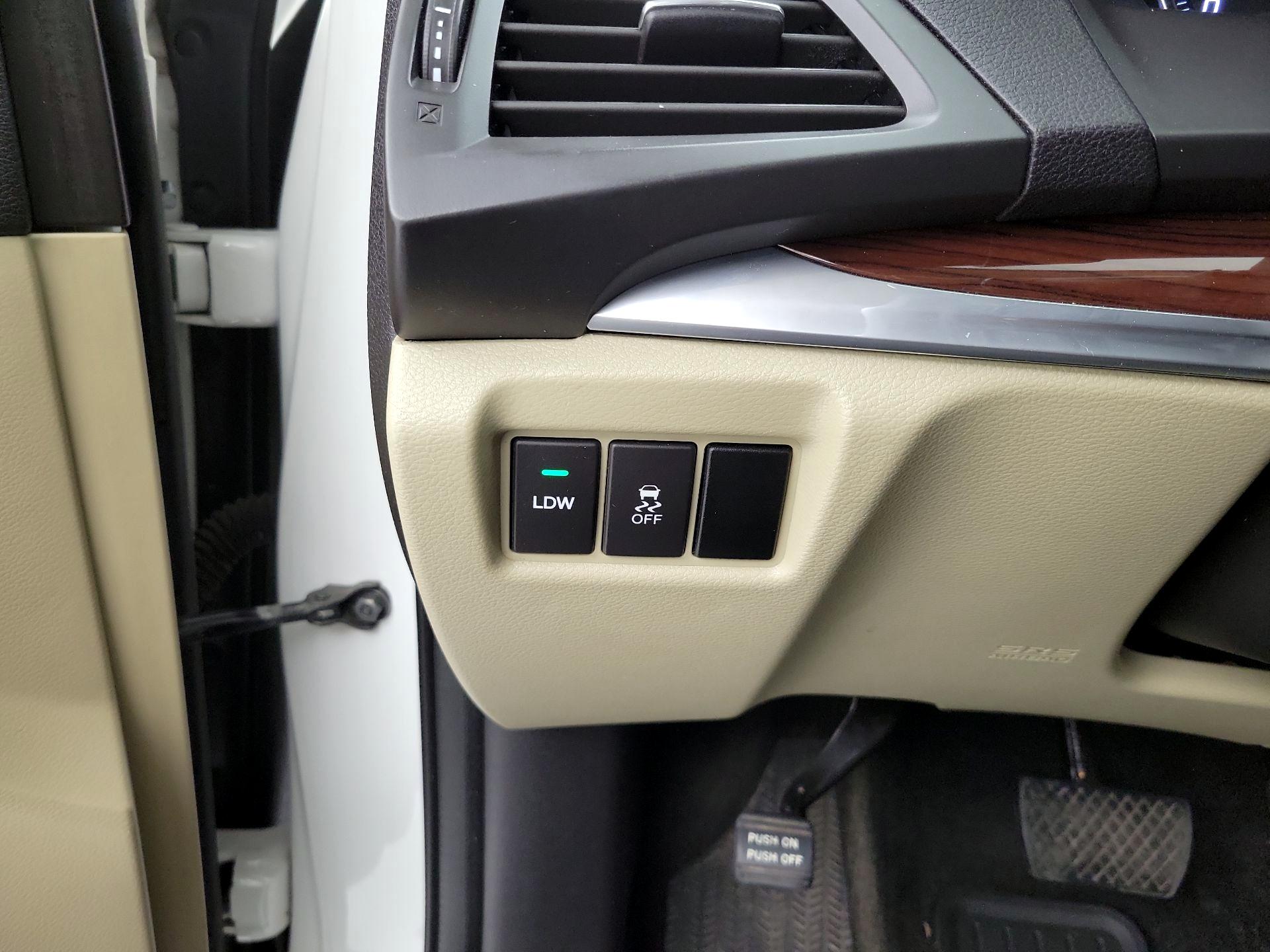 Thumbnail: 2014 Acura MDX - 13