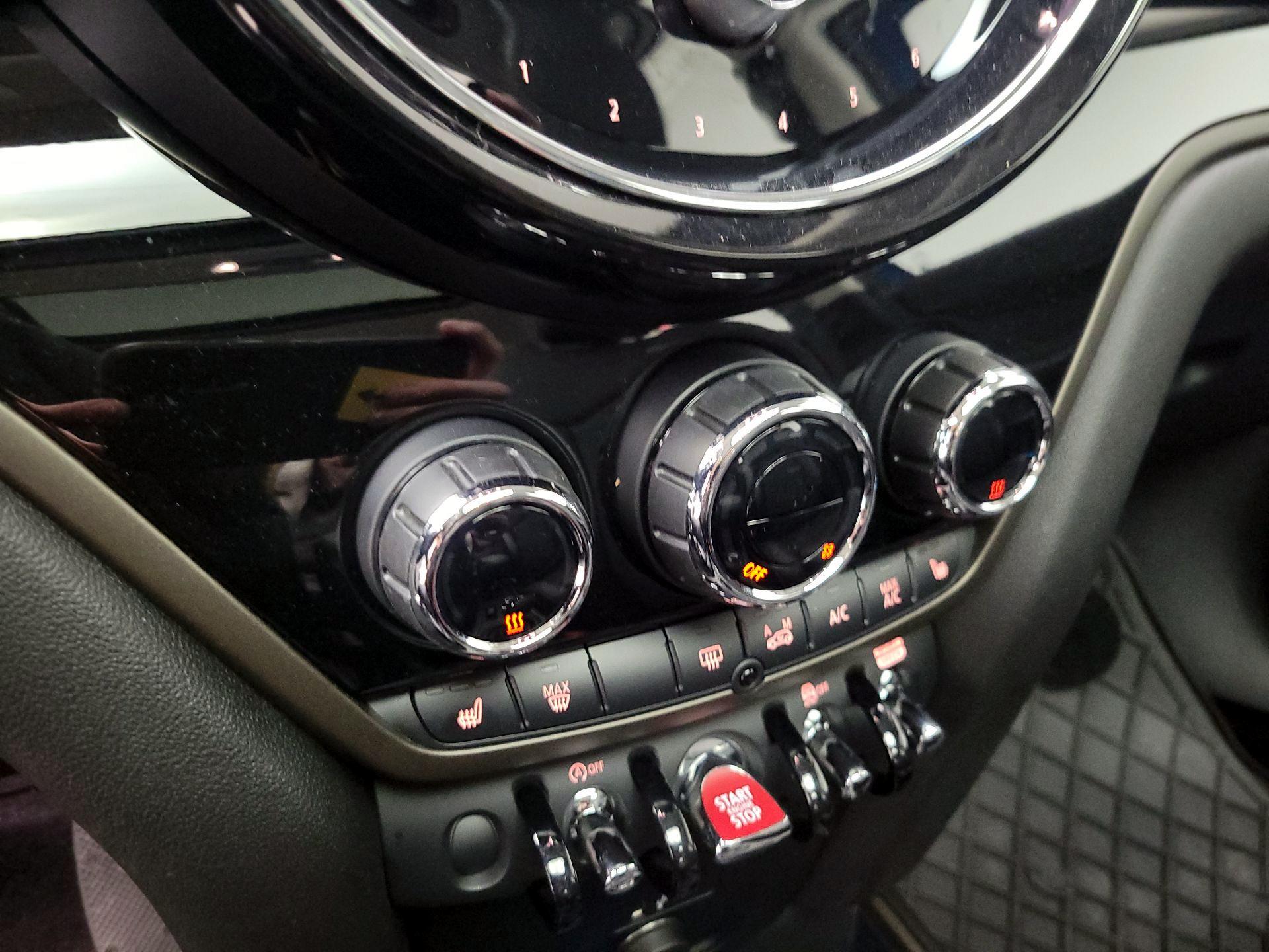 Thumbnail: 2022 MINI Cooper Countryman - 17