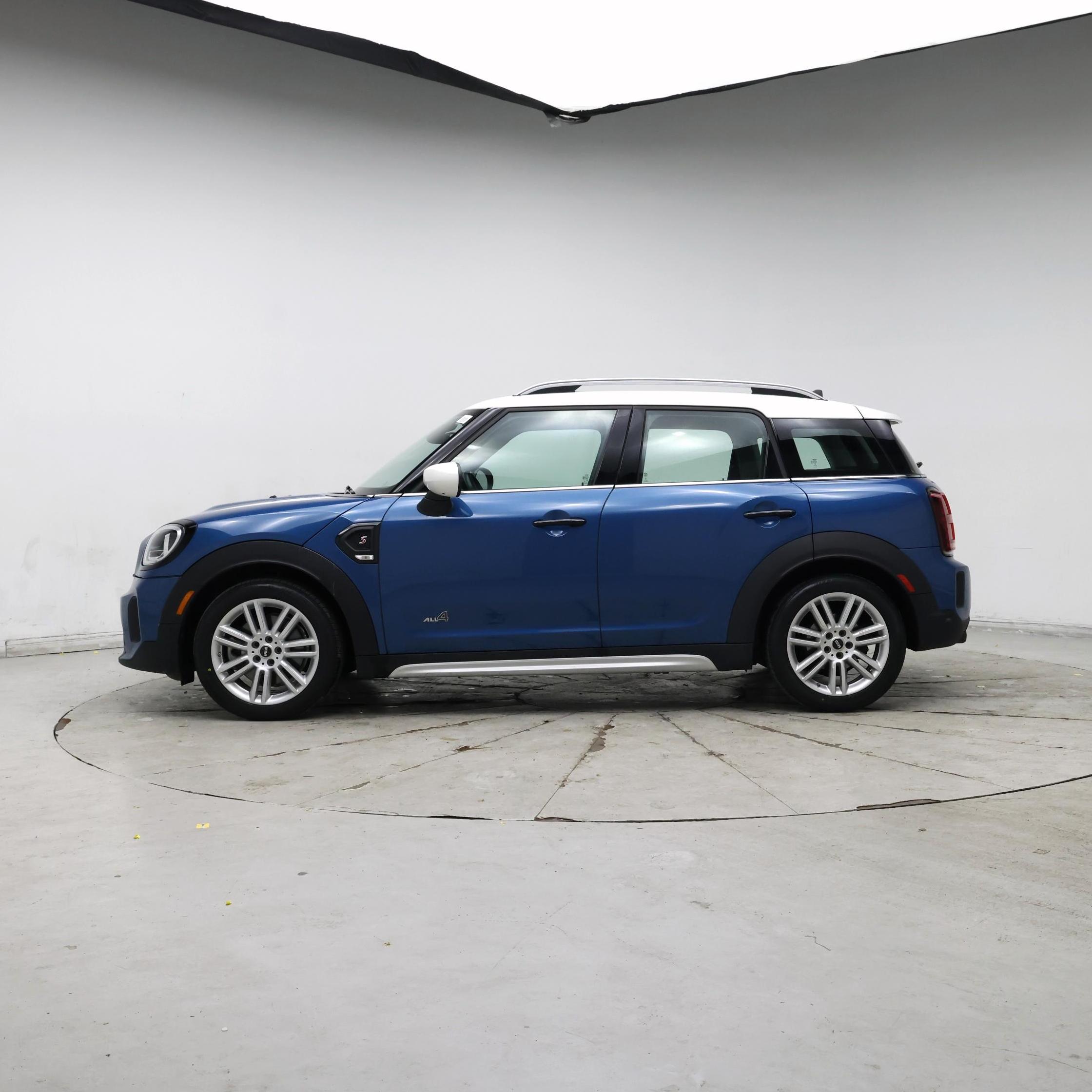 Thumbnail: 2022 MINI Cooper Countryman - 3
