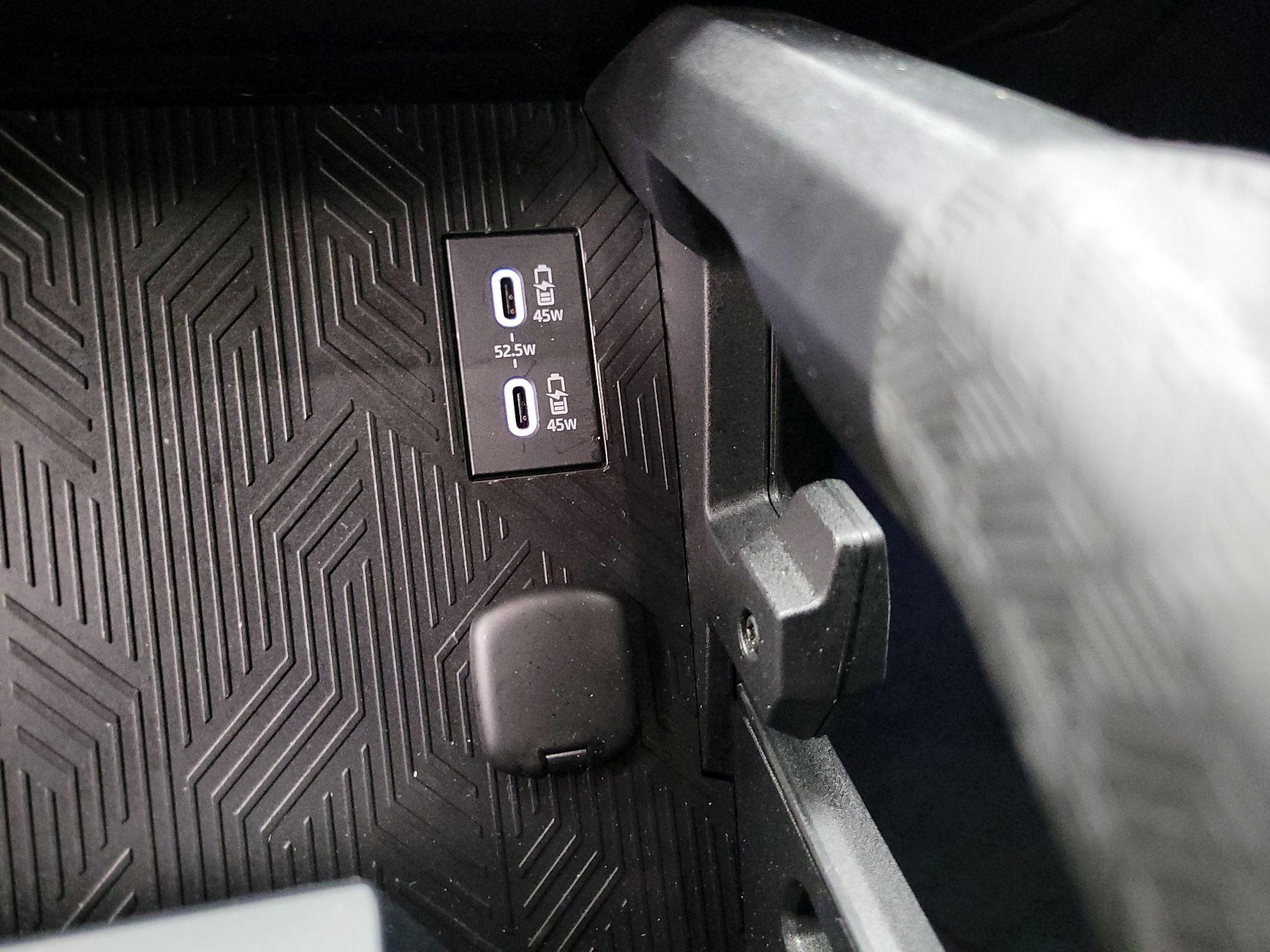 Thumbnail: 2024 Toyota Tacoma - 18