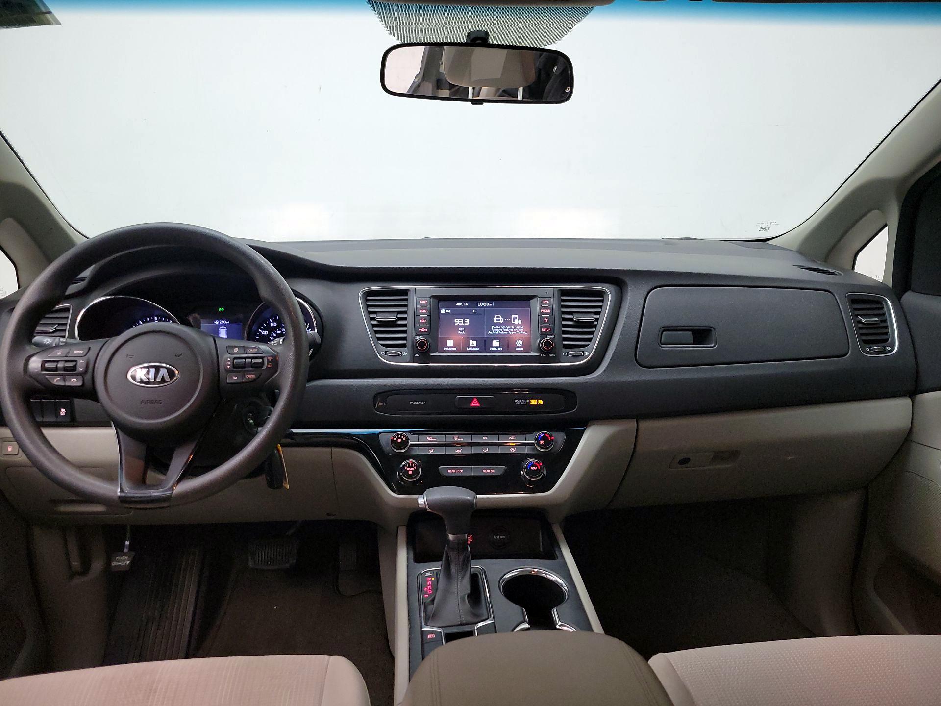 Thumbnail: 2019 Kia Sedona - 9