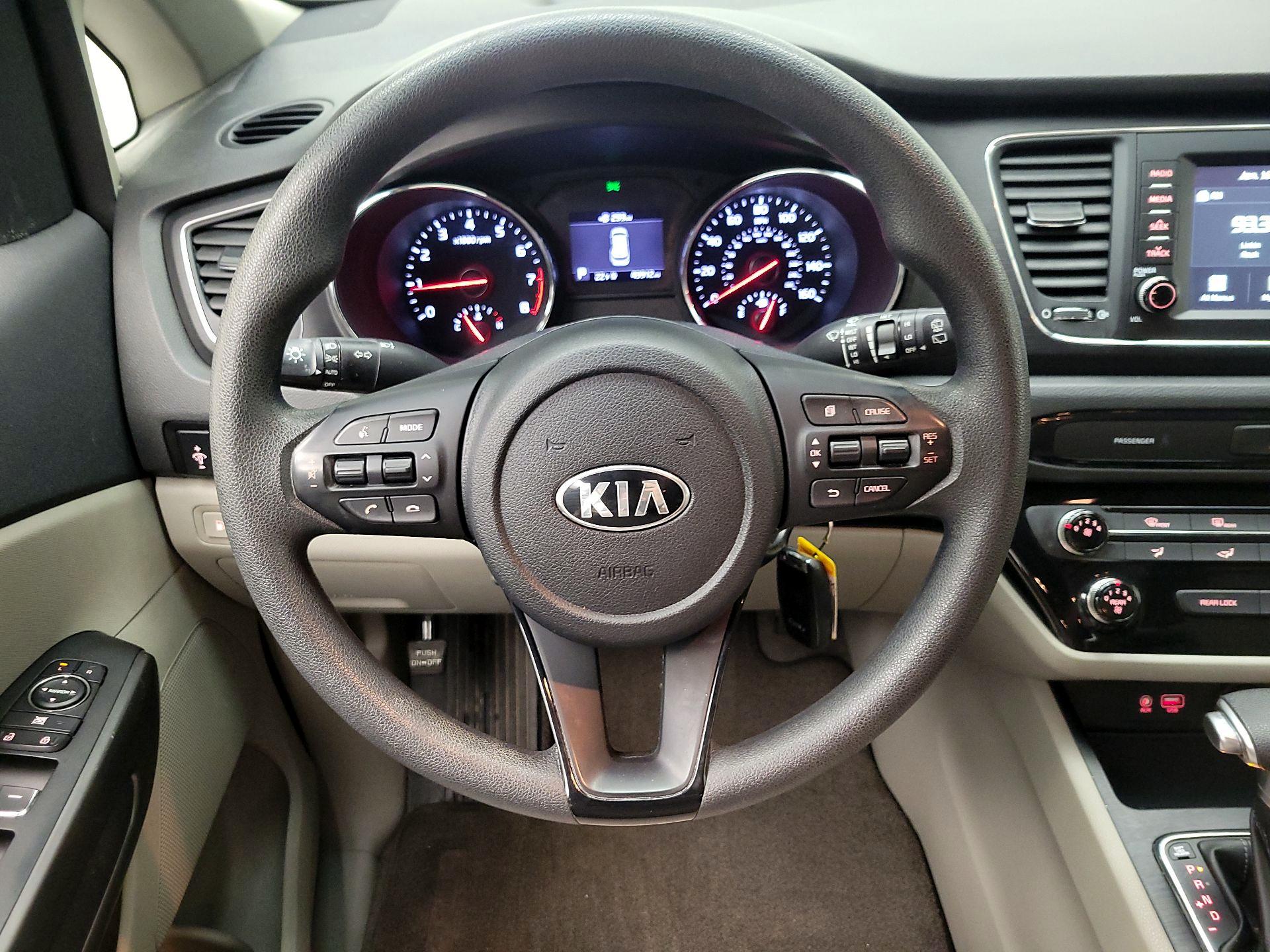 Thumbnail: 2019 Kia Sedona - 10