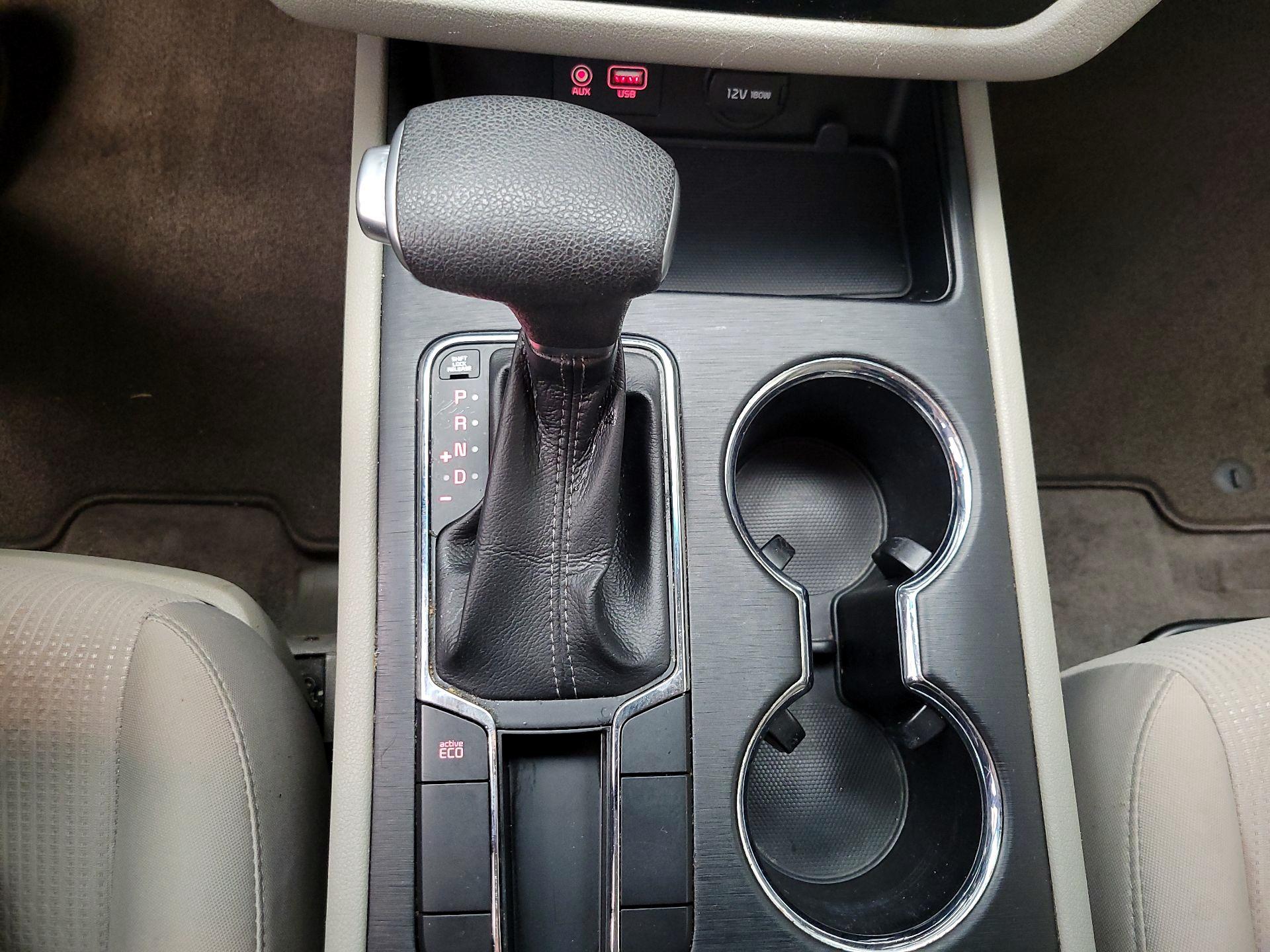 Thumbnail: 2019 Kia Sedona - 17