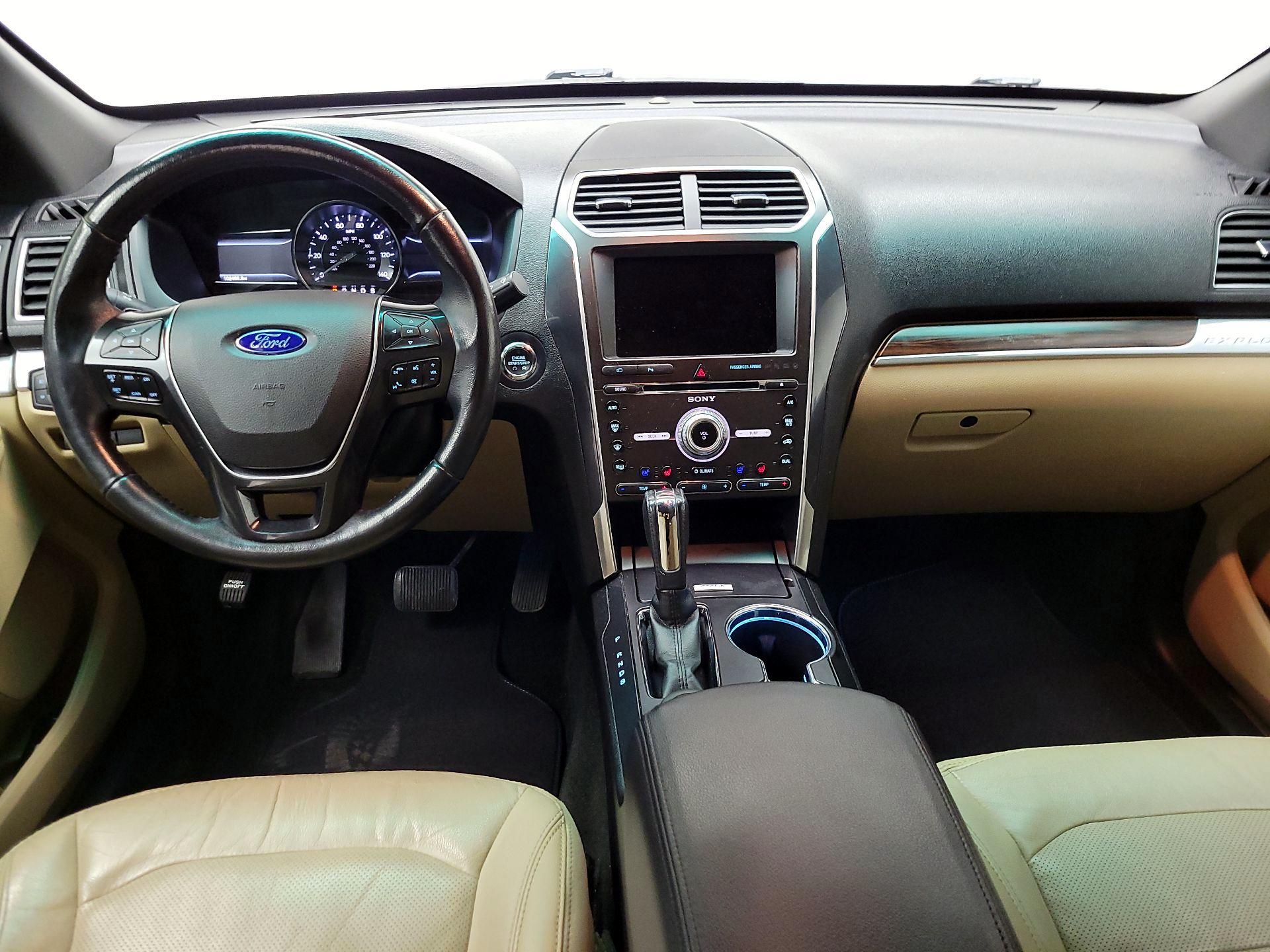 Thumbnail: 2016 Ford Explorer - 9