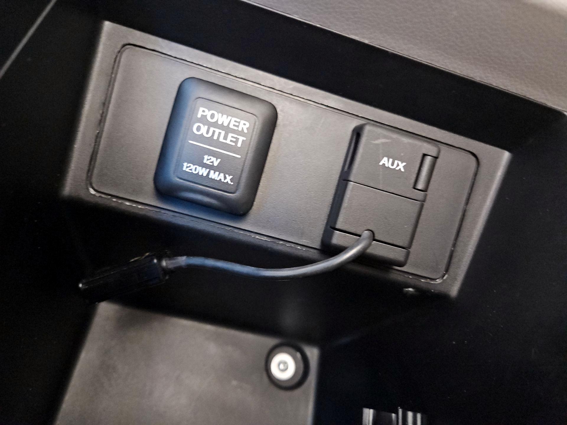 Thumbnail: 2015 Honda Pilot - 18