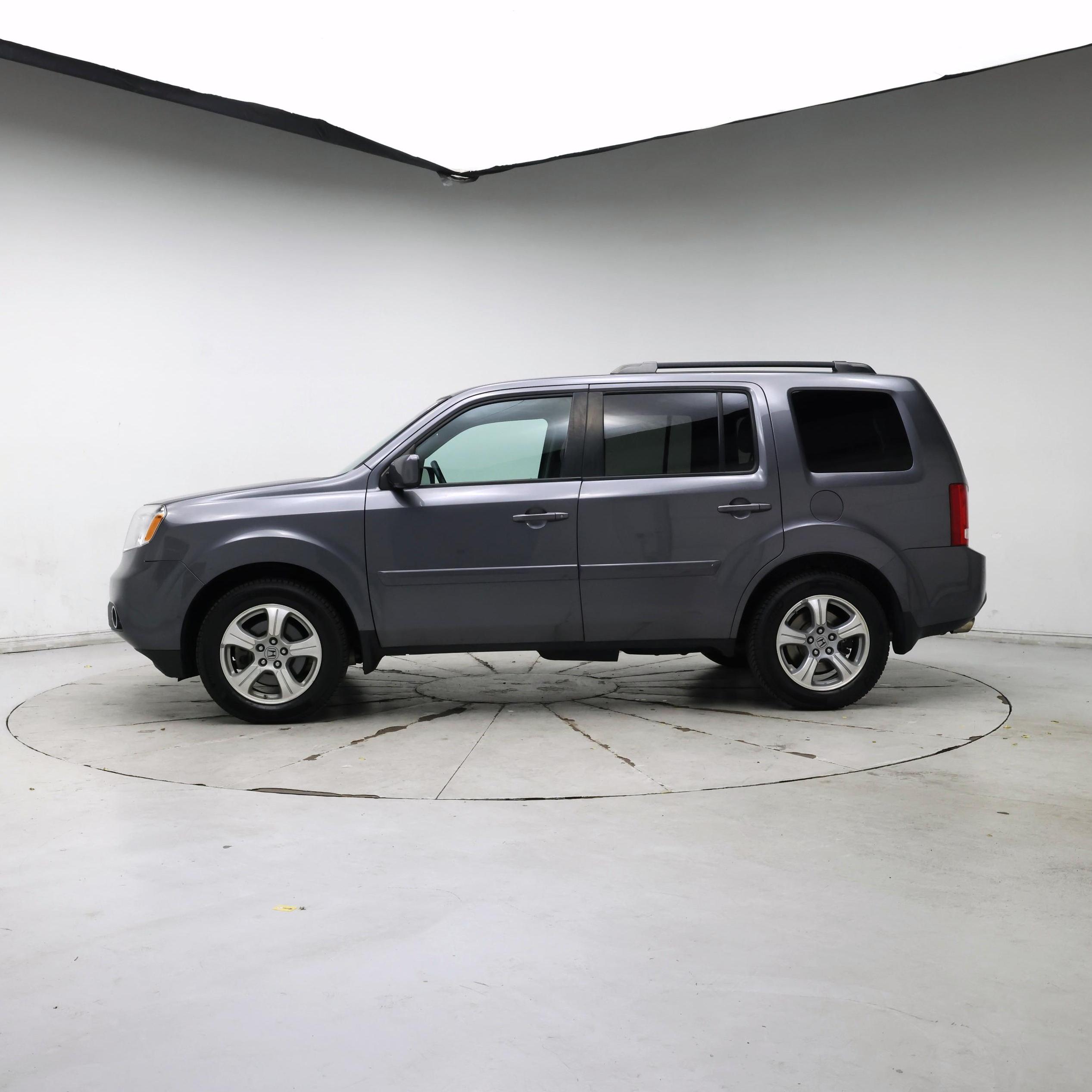 Thumbnail: 2015 Honda Pilot - 3