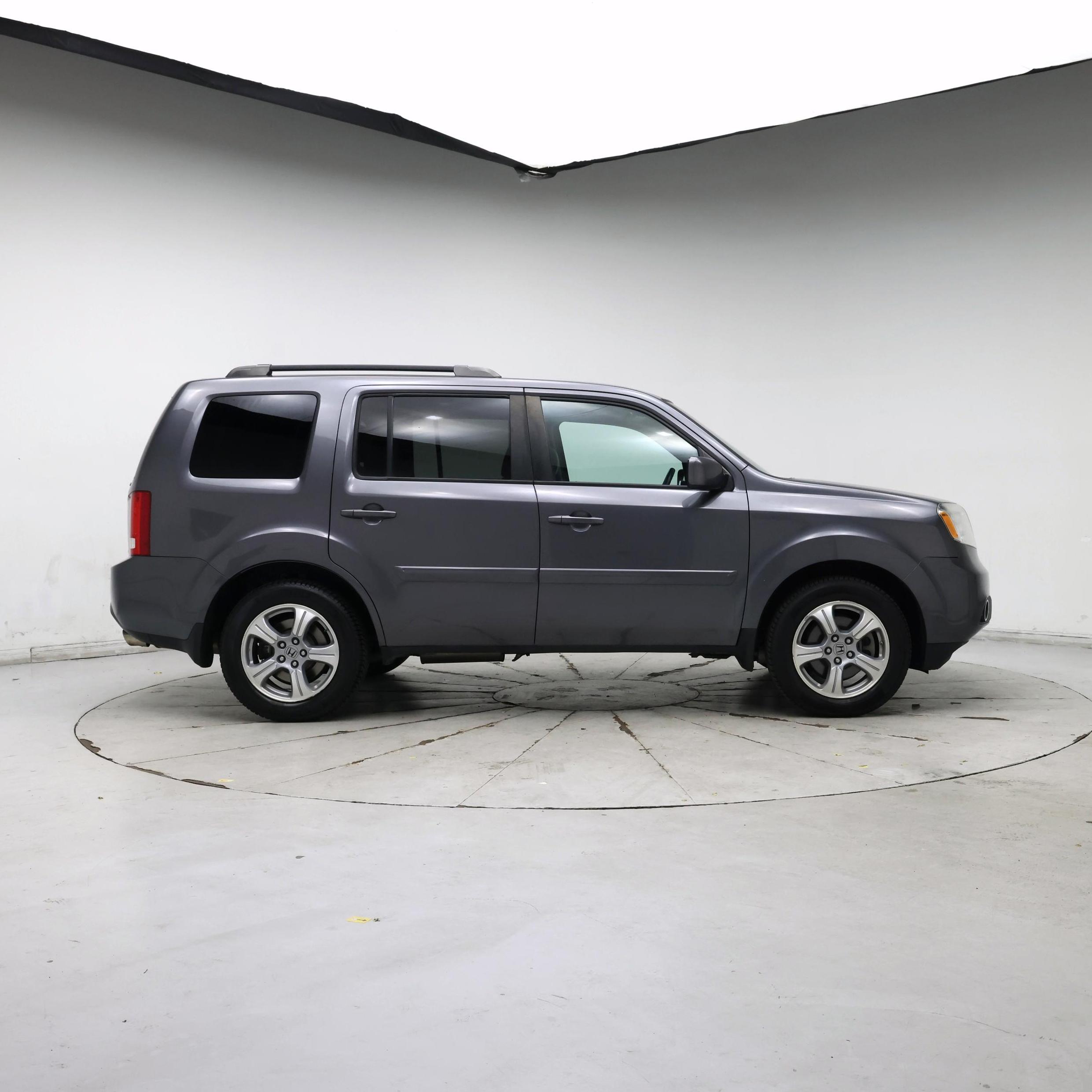 Thumbnail: 2015 Honda Pilot - 7