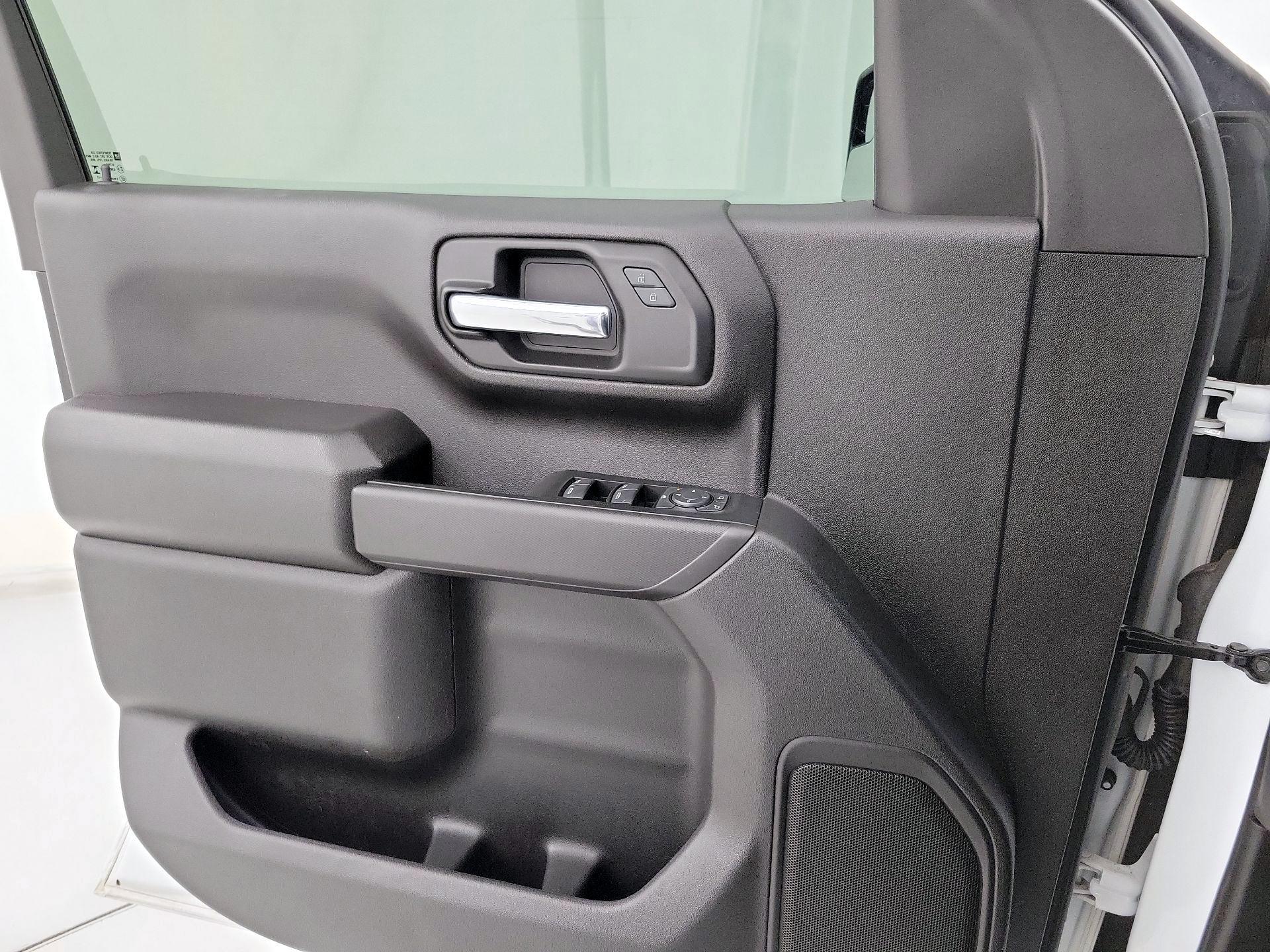 Thumbnail: 2023 Chevrolet Silverado 1500 - 12