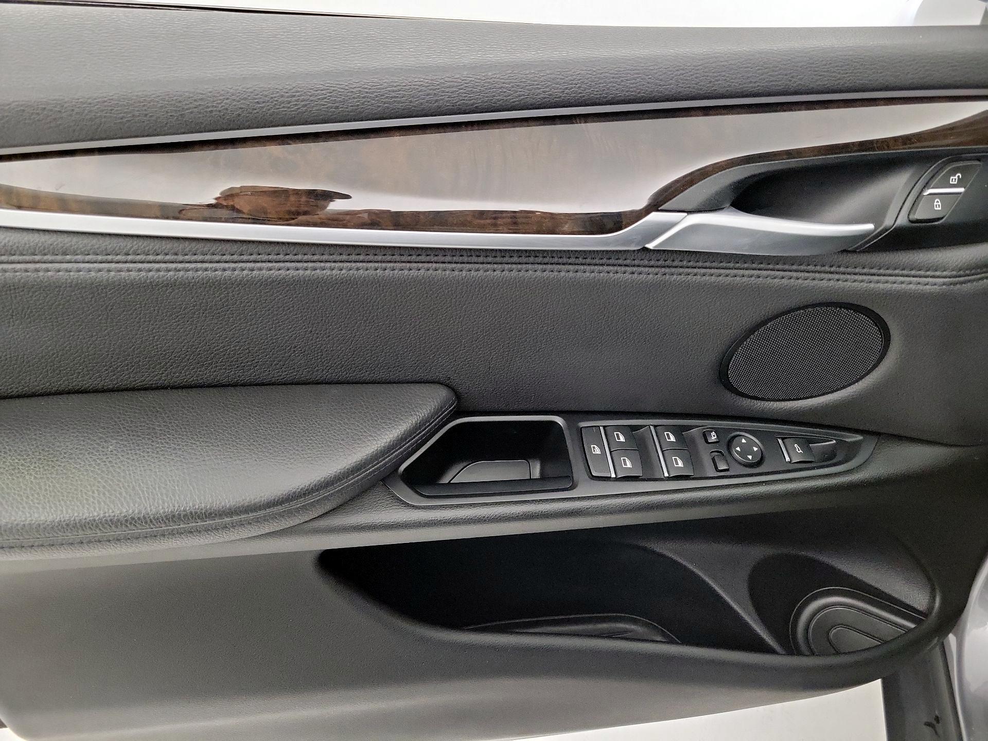 Thumbnail: 2016 BMW X5 - 12