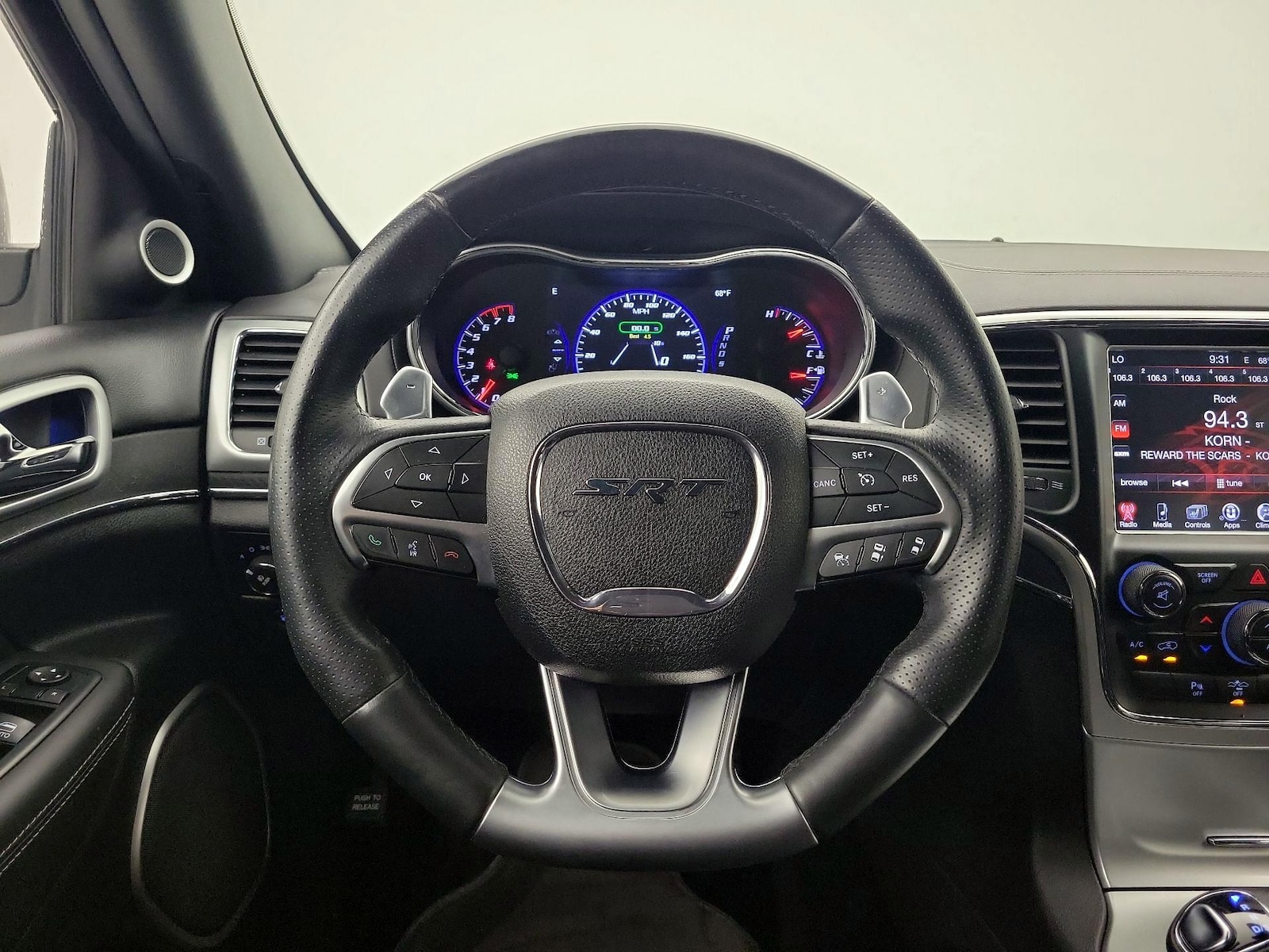 2014 Jeep Grand Cherokee SRT8 - Photo 11