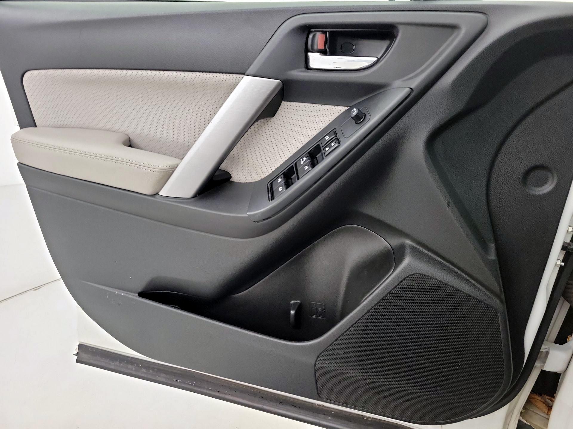 Thumbnail: 2014 Subaru Forester - 12