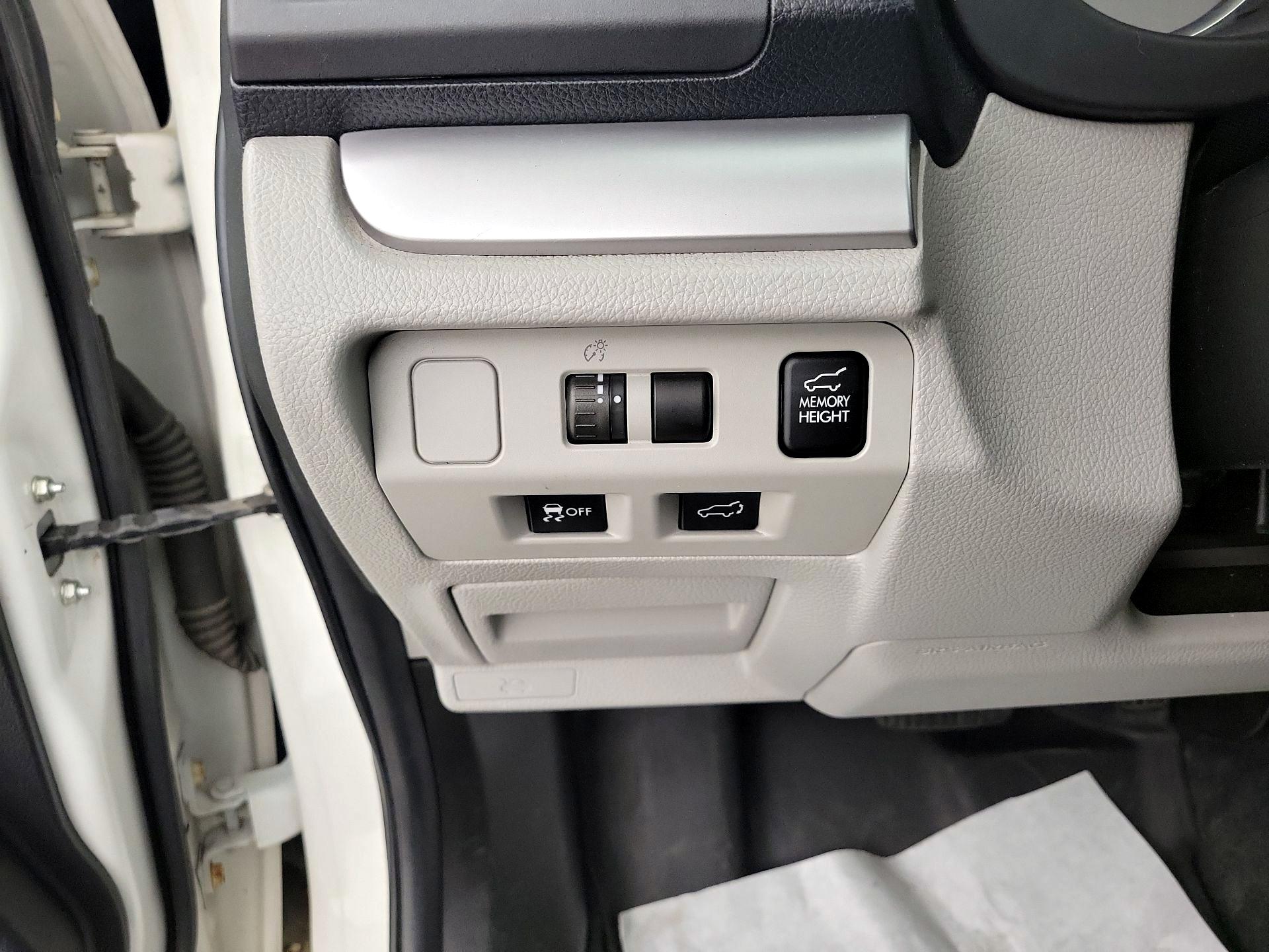 Thumbnail: 2014 Subaru Forester - 13