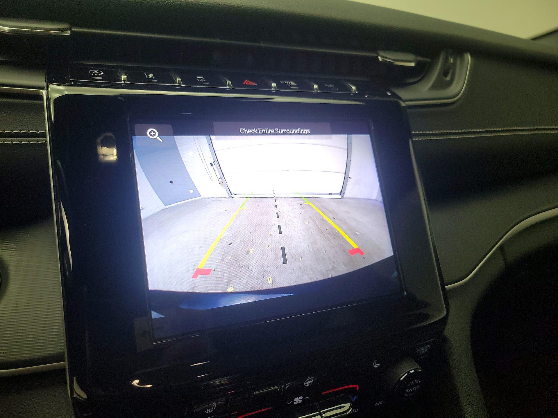 Thumbnail: 2023 Jeep Grand Cherokee - 14