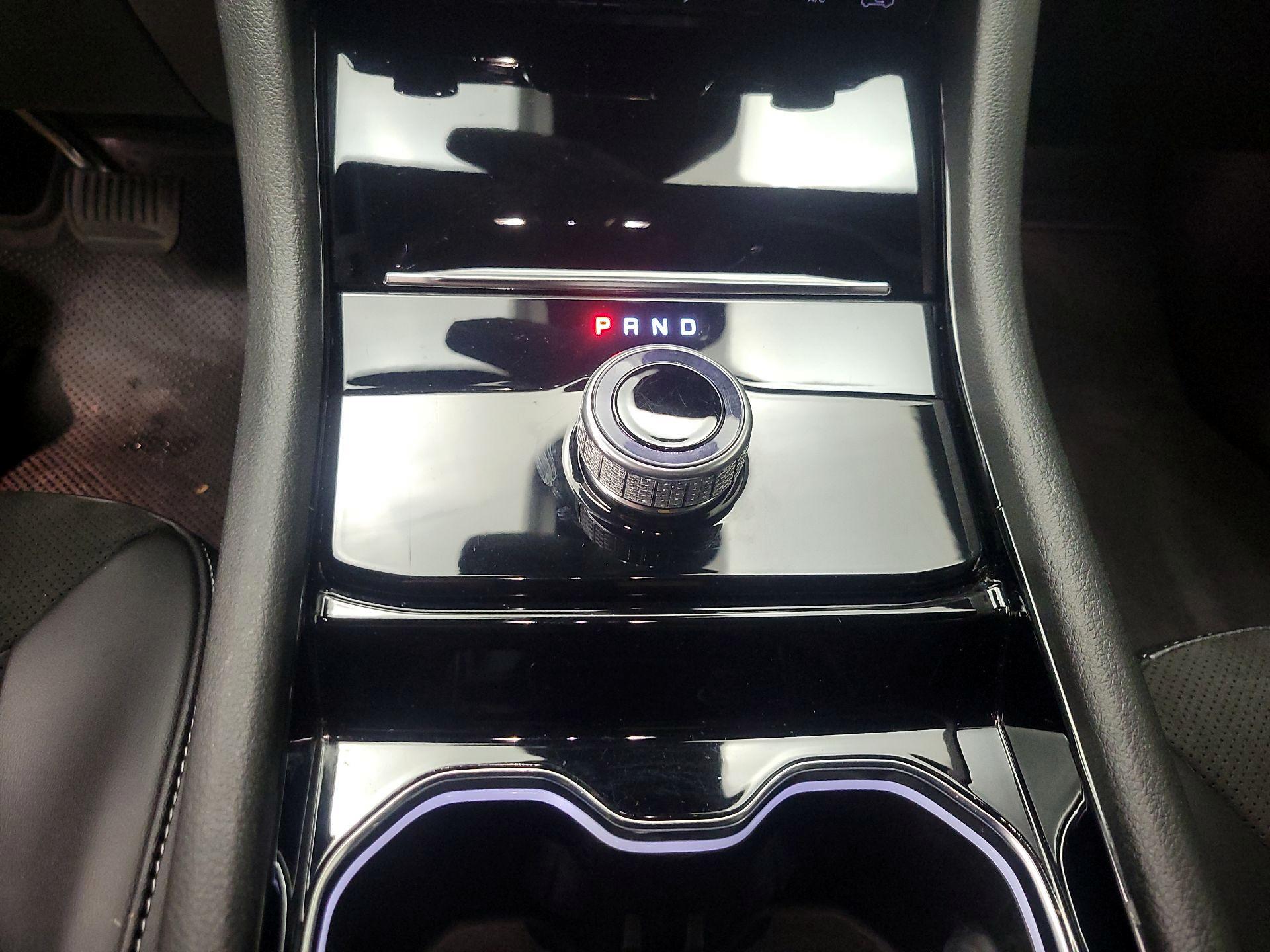 Thumbnail: 2023 Jeep Grand Cherokee - 17