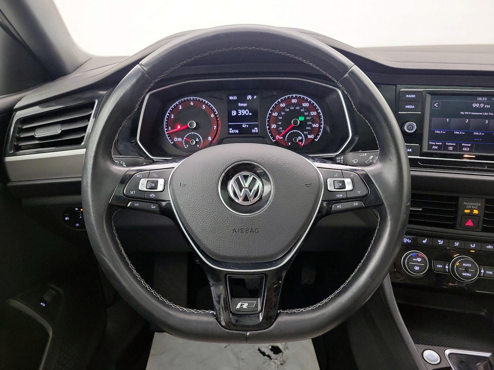 Thumbnail: 2019 Volkswagen Jetta - 10